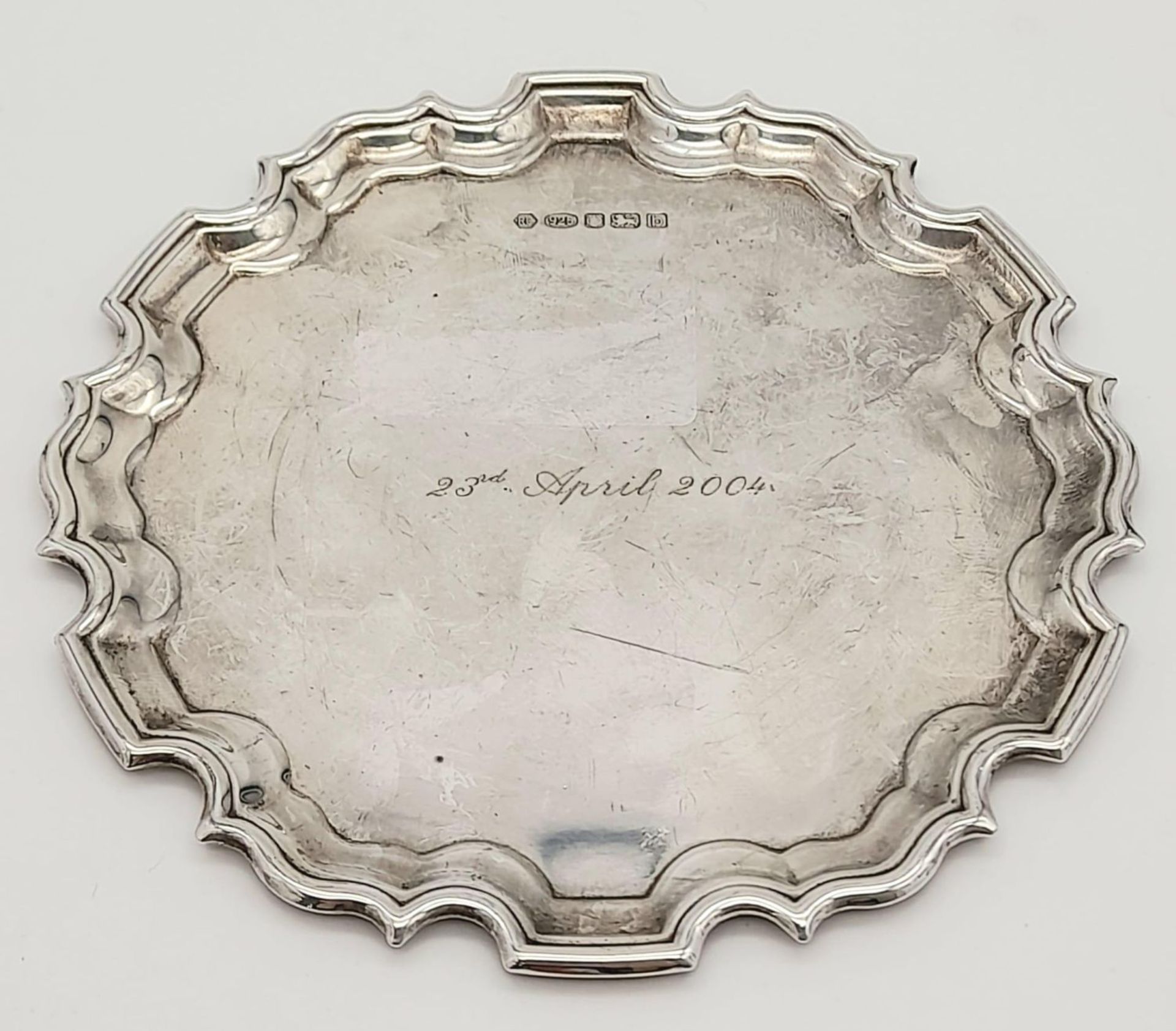 A vintage 925 silver salver with fabulous design. Come with full Sheffield hallmarks. Total weight - Bild 3 aus 8