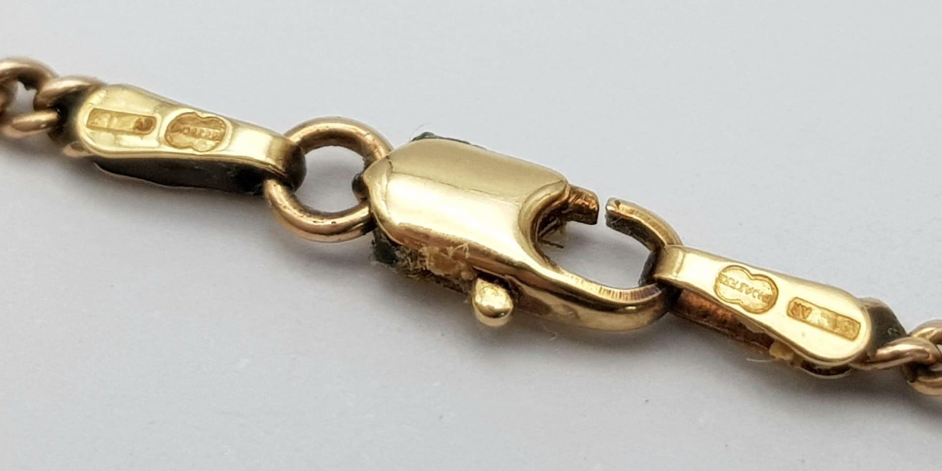 A Vintage 9K Yellow Gold Small Curb Link Chain/Necklace. 64cm length. 8.25g weight. - Image 4 of 4