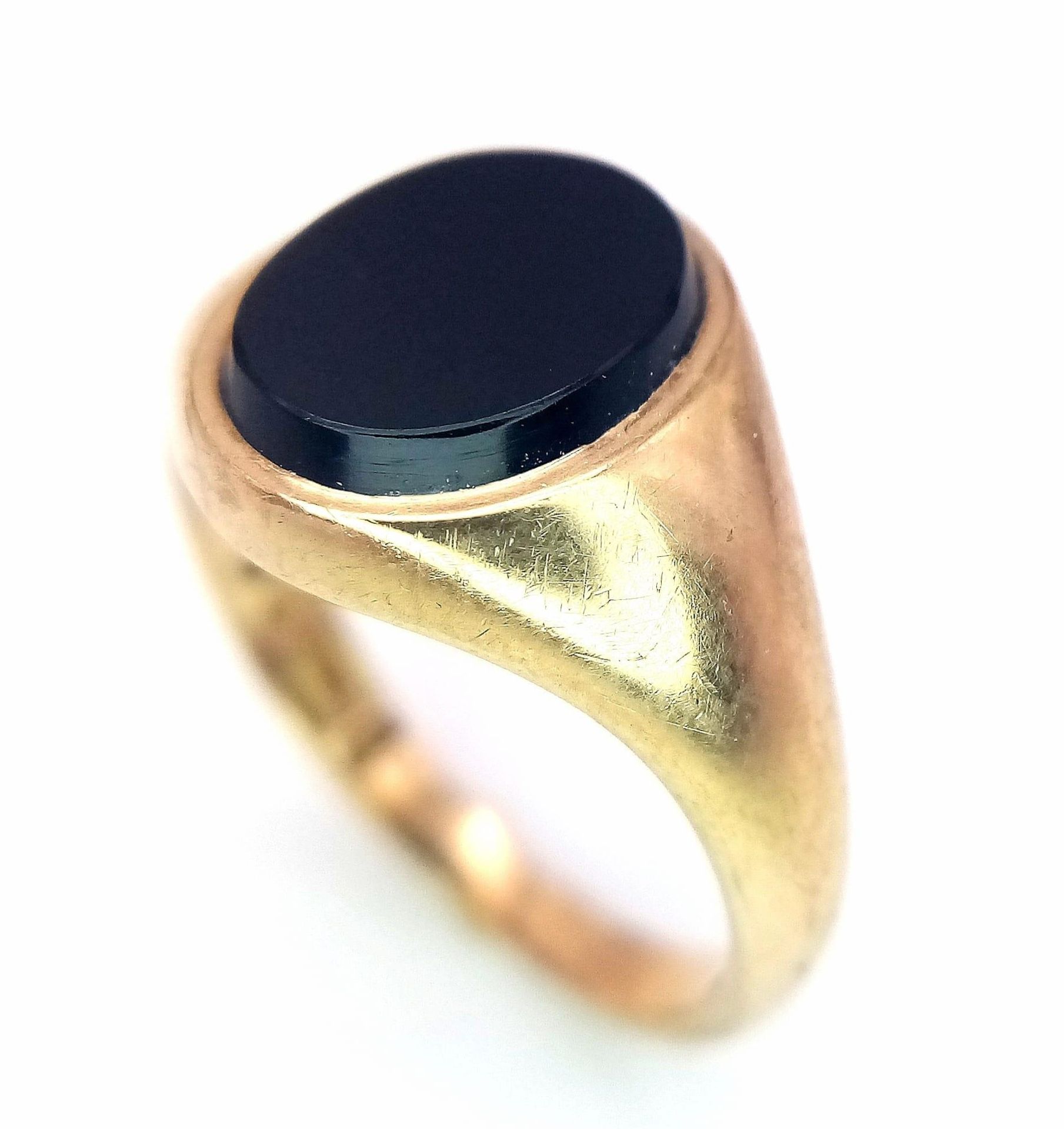 A 9K GOLD RING WITH OVAL BLACK ONYX STONE . 3.6gms size L - Image 2 of 12