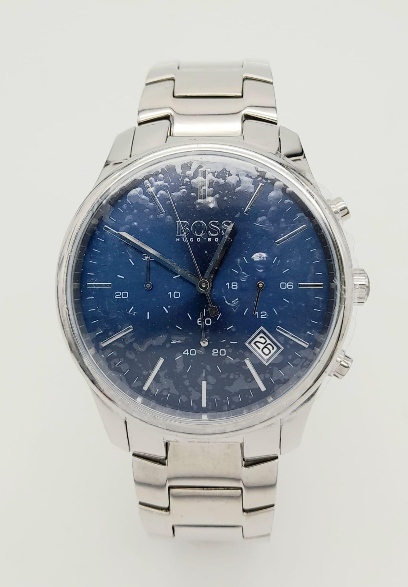 A HUGO BOSS CHRONOGRAPH WITH 3 SUBDIALS , QUARTZ MOVEMENT , STUNNING BLUE DIAL . 42mm - Image 6 of 14