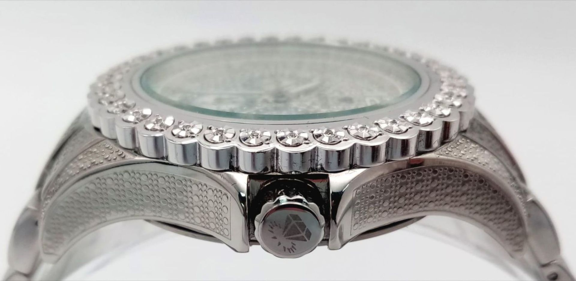 An Icetime Diamond Quartz Gents Watch. Stainless steel bracelet and case - 47mm. White stone - Image 4 of 8