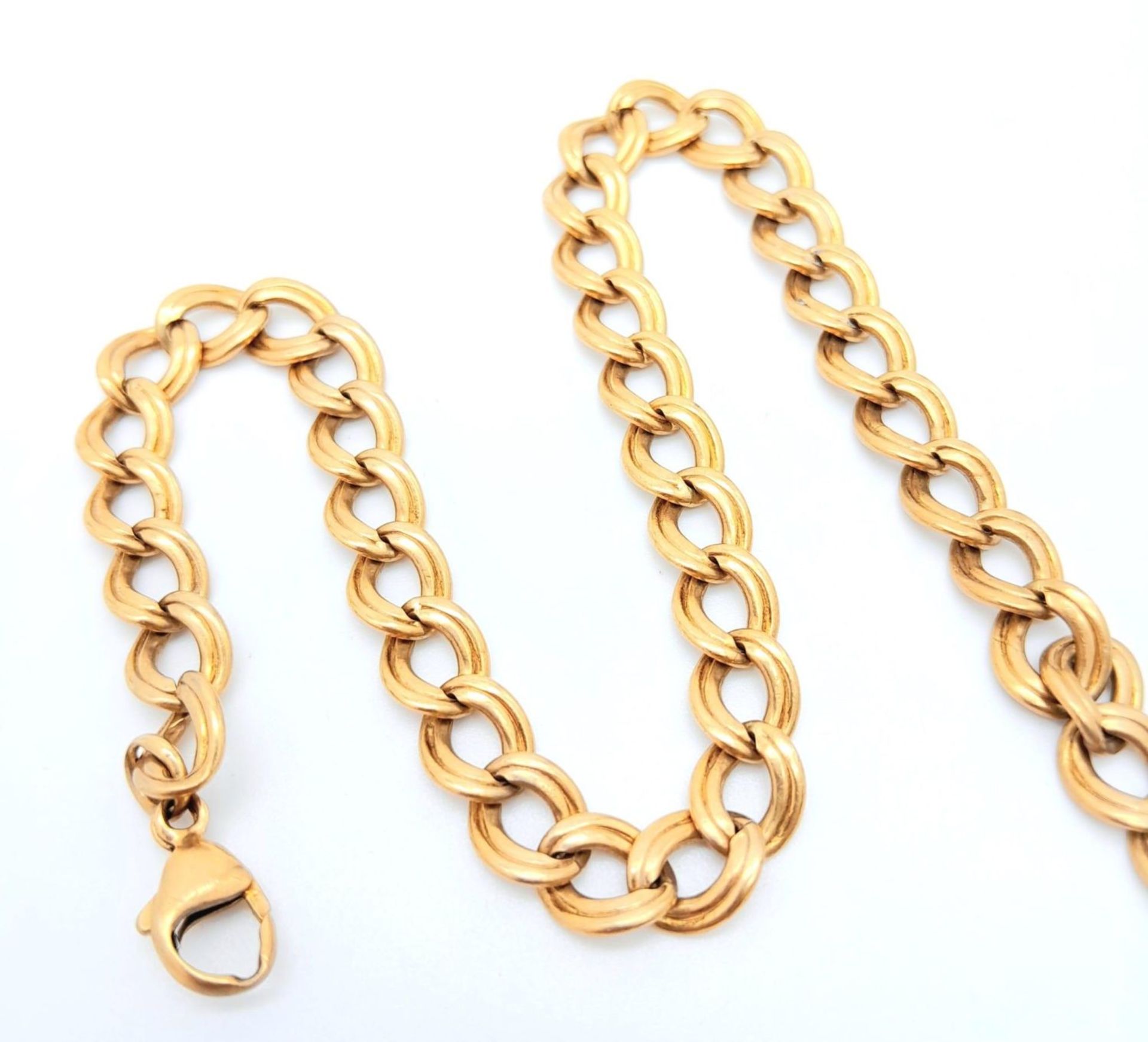 A 9K GOLD ILLUSION DOUBLE LINK BRACELET . 18.6gms one size - Image 6 of 6