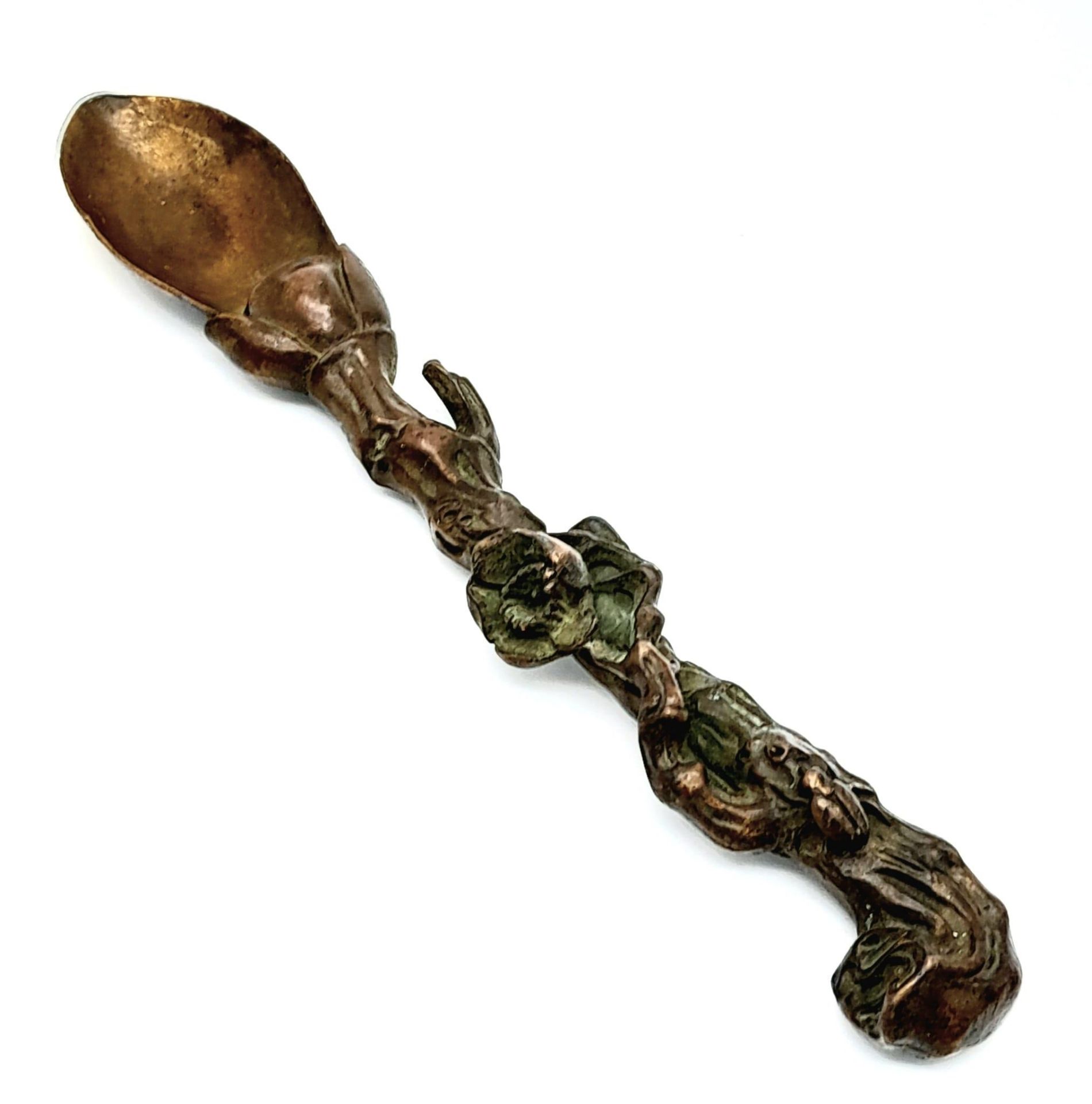 A rare antique, bronze, oriental (possibly Chinese), heavily ornate teaspoon. The handle has a - Bild 2 aus 5