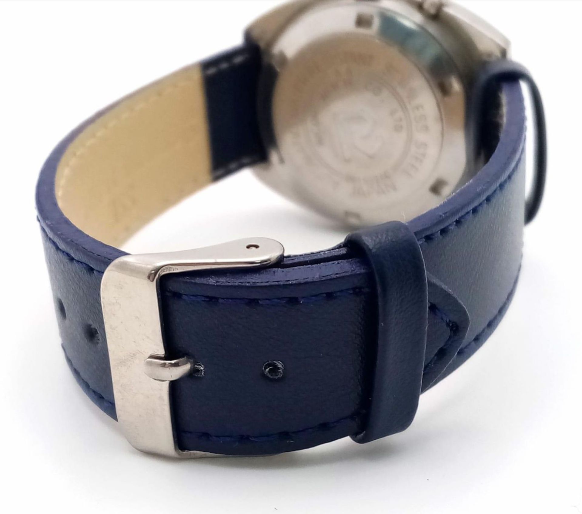 A Vintage Ricoh Automatic Gents Watch. Blue leather strap. Stainless steel case - 37mm. Blue dial - Image 9 of 12