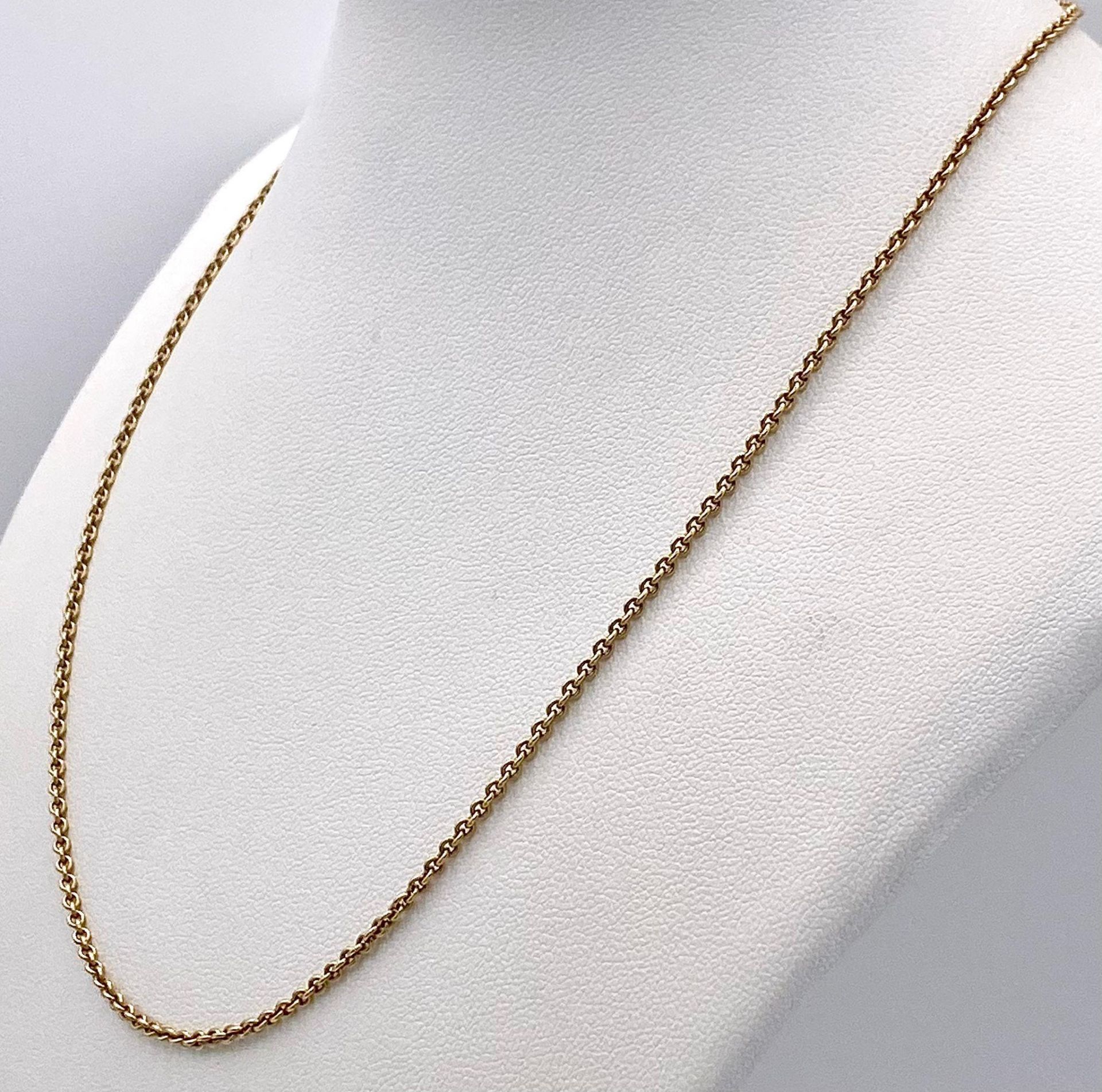 A 9k Yellow Gold Small Belcher Link Necklace. 41cm. 4.1g weight. - Image 4 of 6