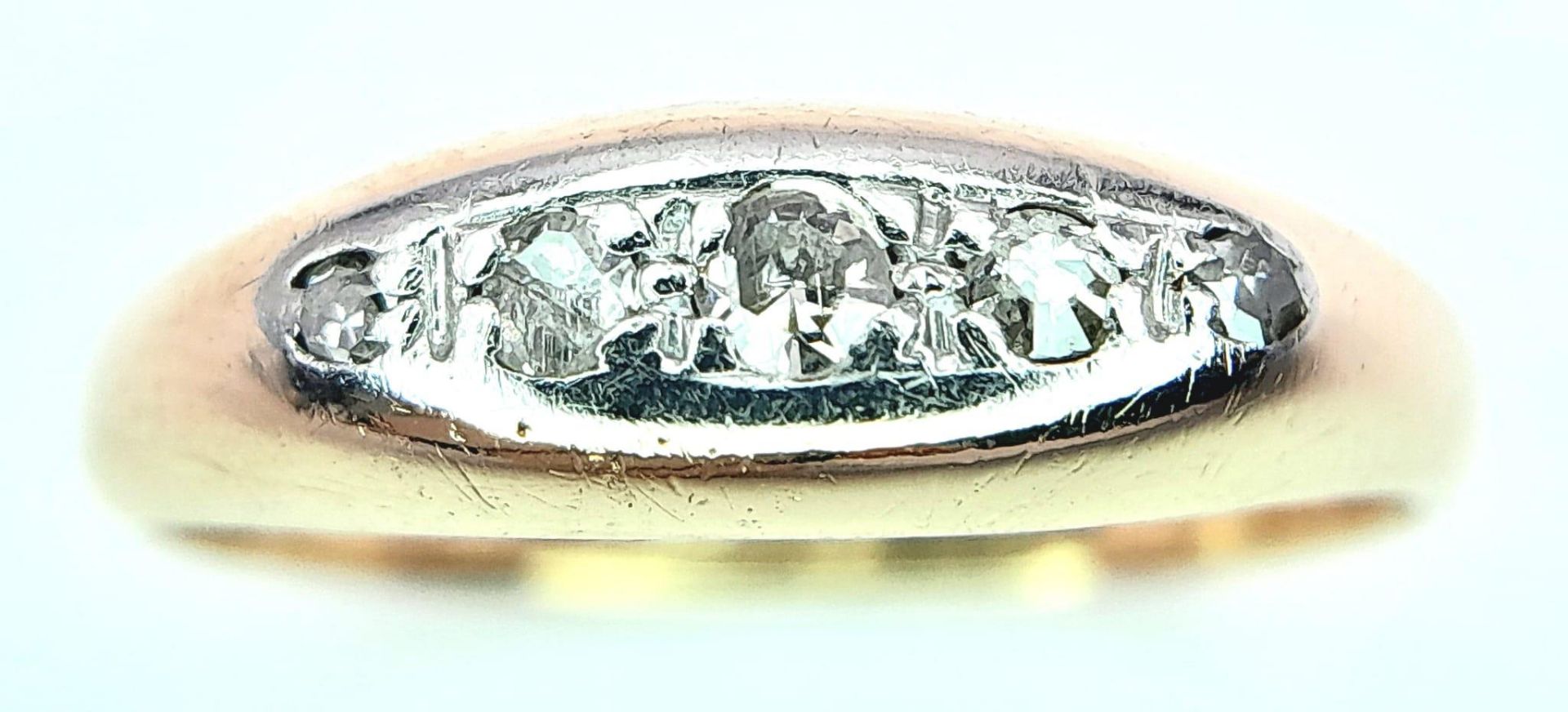 An 18K Yellow Gold and Platinum Vintage Diamond Ring. Size G, 1.5 total weight. Ref: 8452 - Image 5 of 9