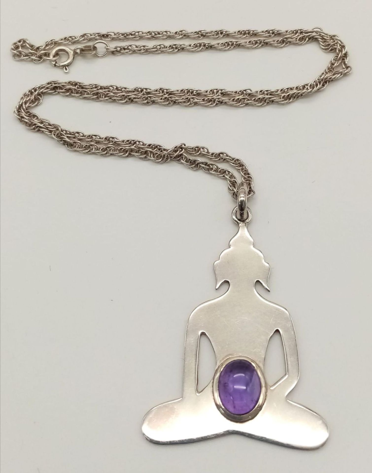 A Sterling Silver Amethyst Cabochon Set Deity Pendant Necklace. Pendant Measures 4.5cm Drop and is - Image 5 of 8