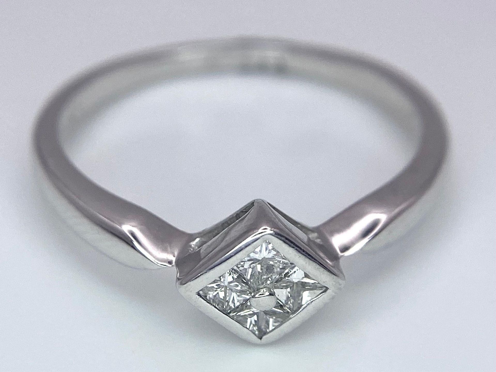 18K White Gold Diamond Cluster Ring, approx 0.20ct diamond weight, 2.8g total weight, size M 1/2 - Bild 4 aus 6