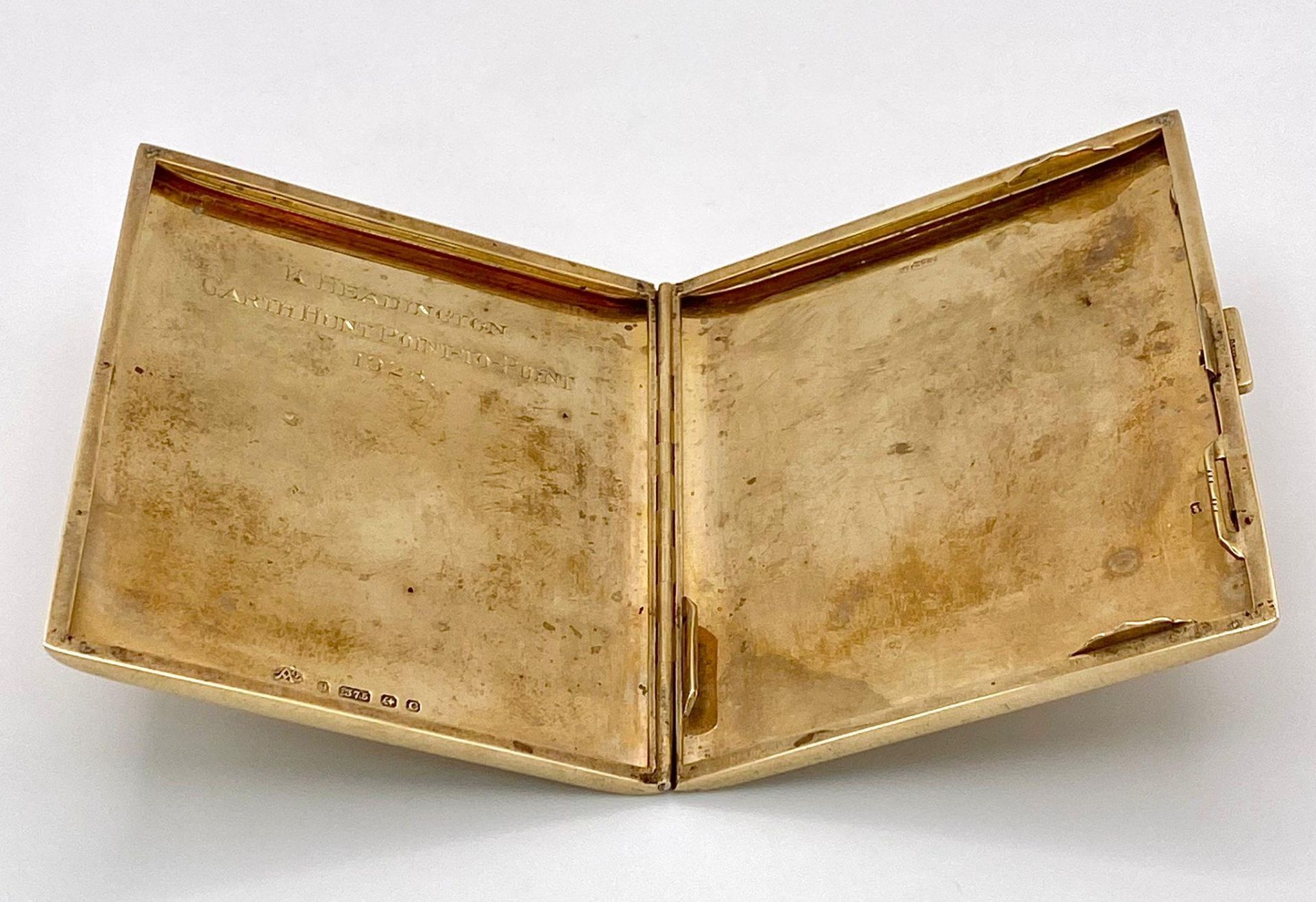 A Vintage 9K Yellow Solid Gold Cigarette Case. 8cm x 7.5cm. 72.9g weight. Full UK hallmarks. - Image 5 of 7