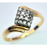 AN 18K YELLOW GOLD DIAMOND CLUSTER RING. 0.25CTW. 4.2G. SIZE P.
