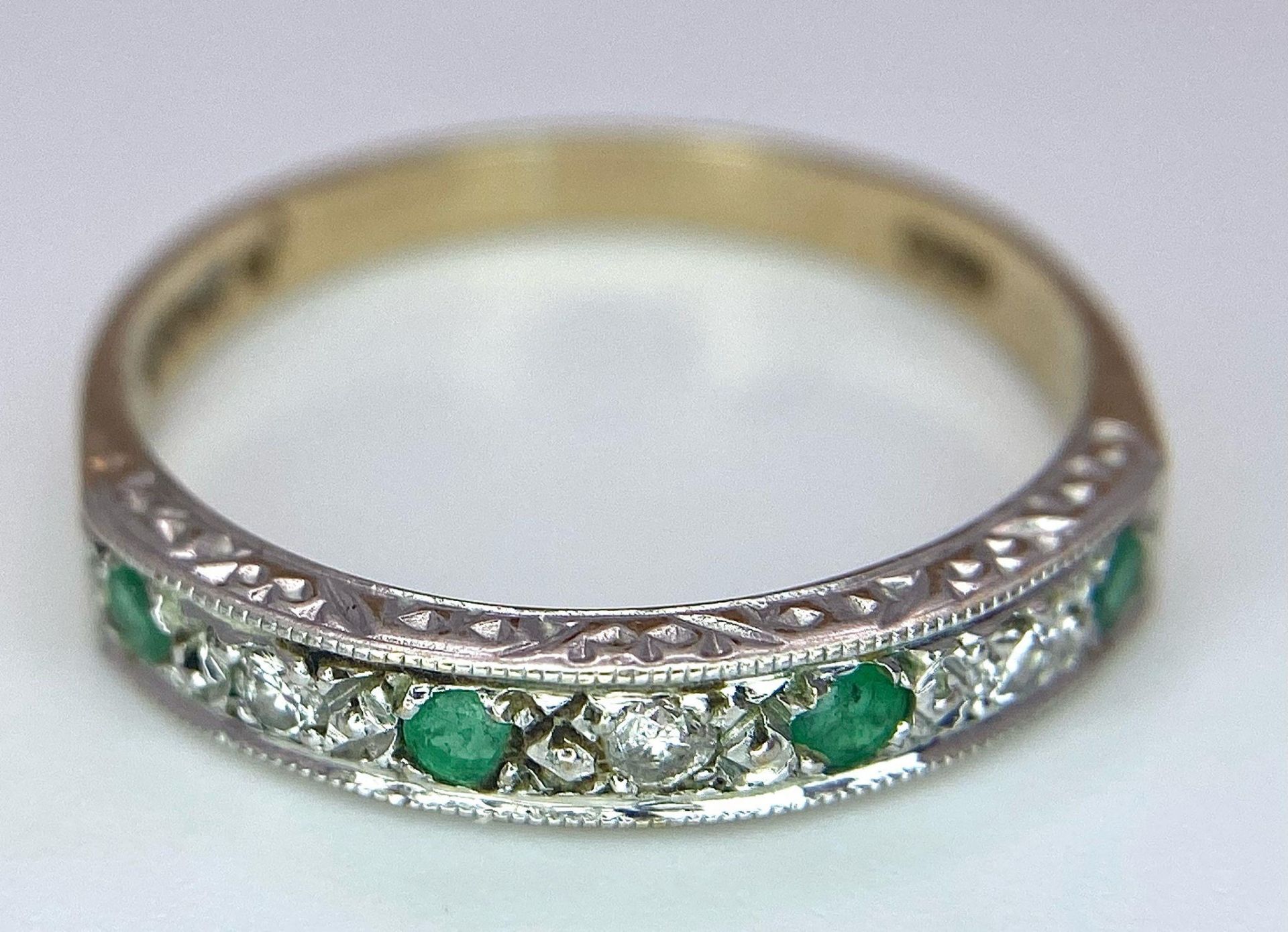 A 9K Yellow Gold Diamond and Emerald Ring. Size N, 1.8g total weight. Ref: 8408 - Image 6 of 13