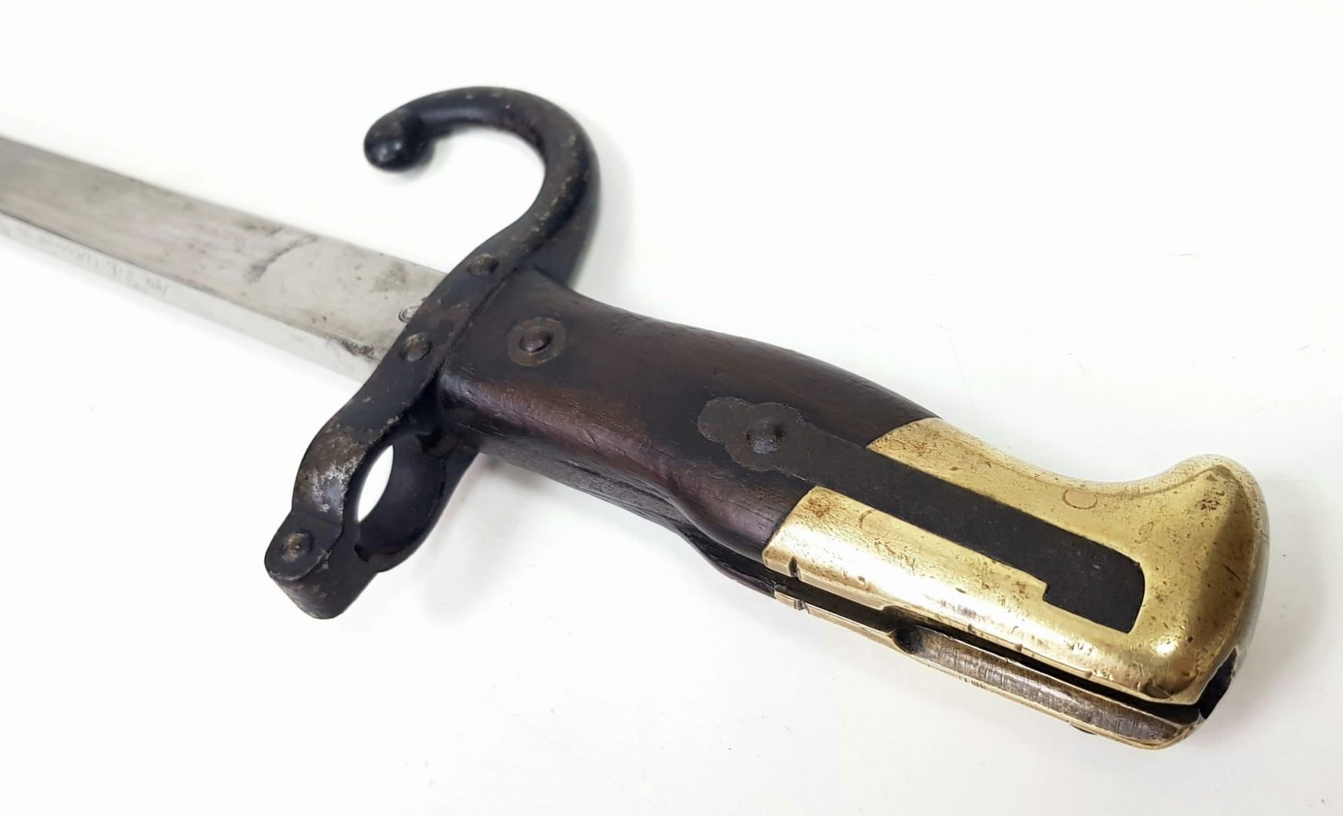 An 1873 French Bayonet. S and M Makers Mark. French inscription engraved to top of blade. Release - Image 7 of 11