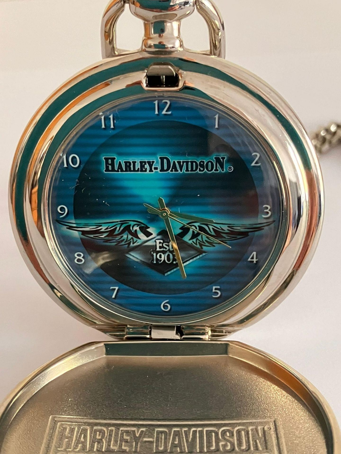 HARLEY DAVIDSON Pocket Watch. Full Hunter. Quartz movement. Full working order. Condition as new and - Bild 3 aus 4