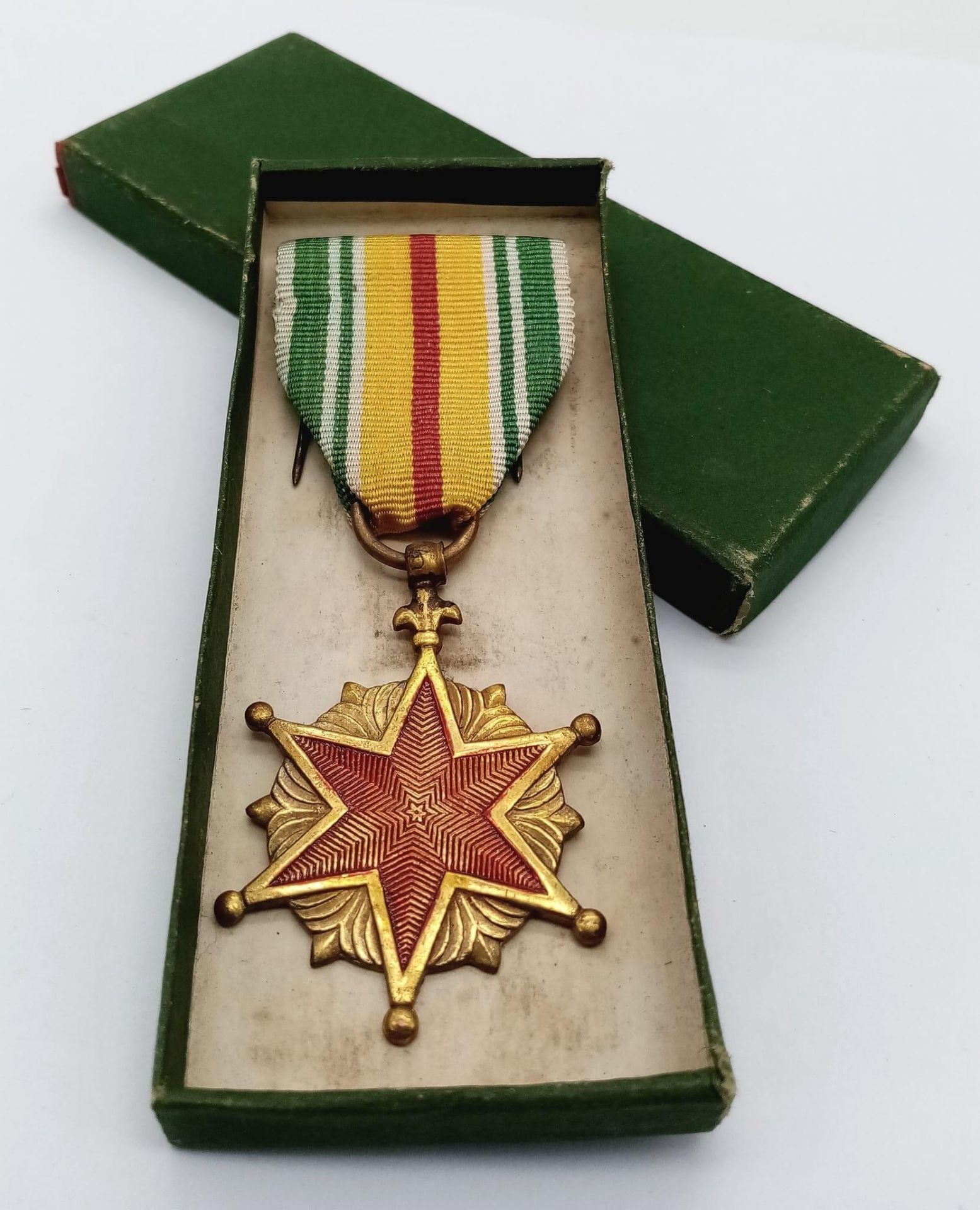 Vietnam War Era ARVN Battle Wound (Saigon Hero) Medal - Image 3 of 3