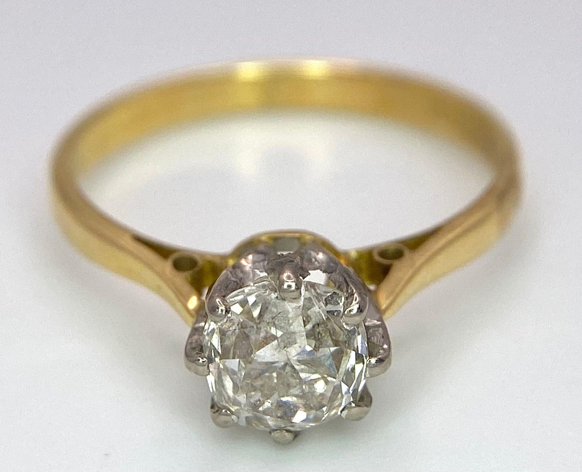 An 18K Yellow Gold Diamond Solitaire Ring. 1ct brilliant round cut diamond. Size N. 2.57g total - Bild 4 aus 7