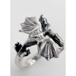 A Vintage Sterling Silver Dragon Detail Ring Size K. The Crown is detailed with a Dragon with