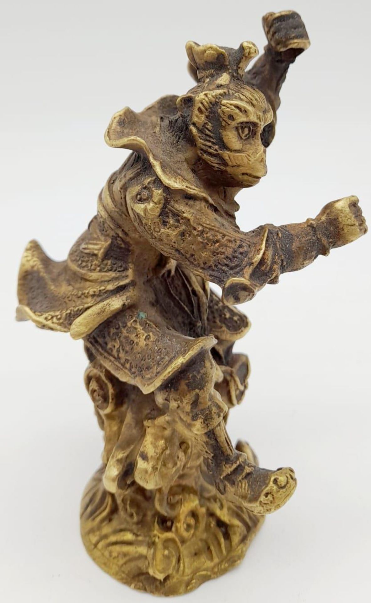 An Antique (Mid 19th Century) Chinese Monkey God Bronze Figure. Excellent casting and detail. - Image 3 of 7