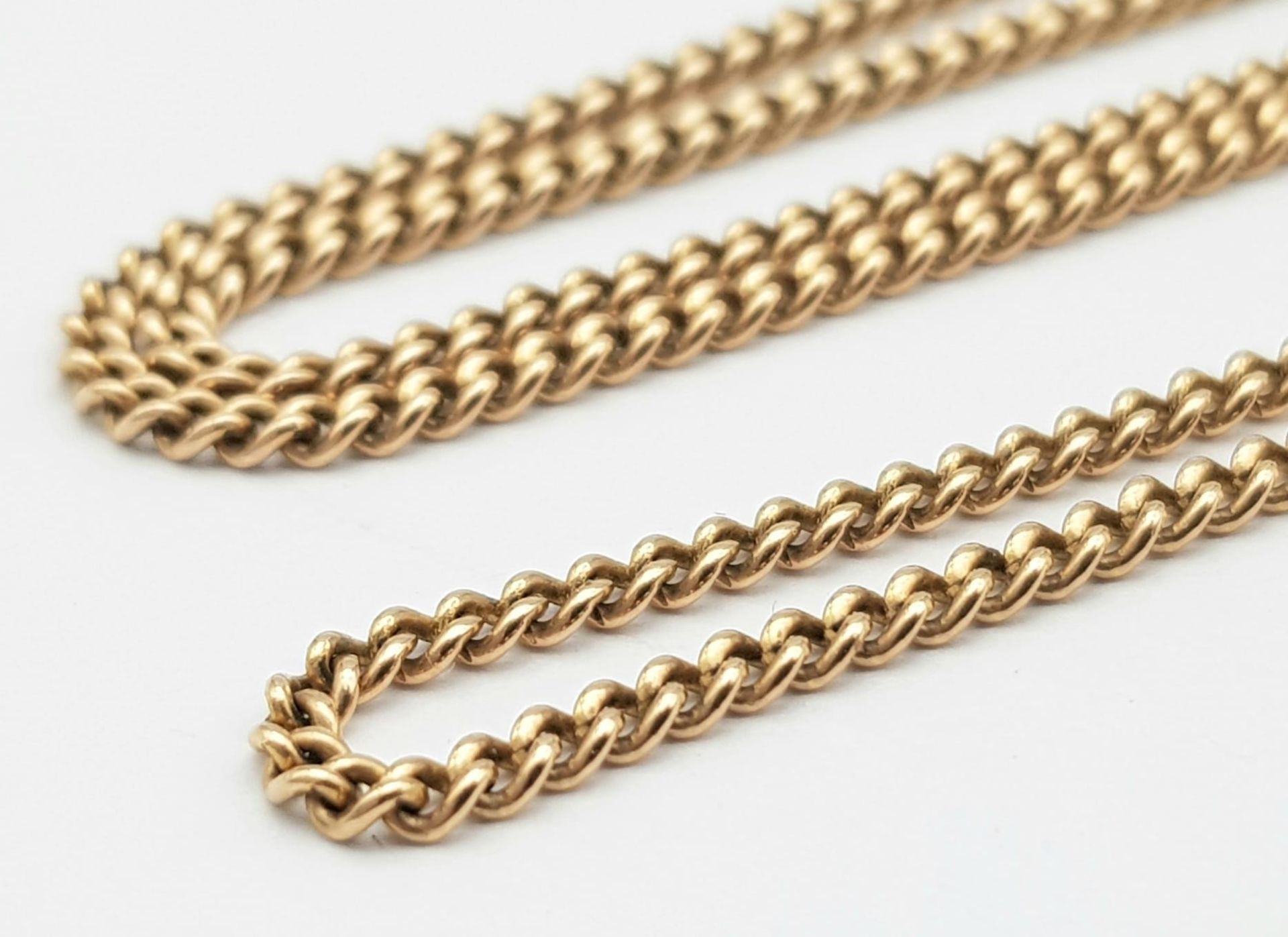 A Vintage 9K Yellow Gold Small Curb Link Chain/Necklace. 64cm length. 8.25g weight. - Image 3 of 4
