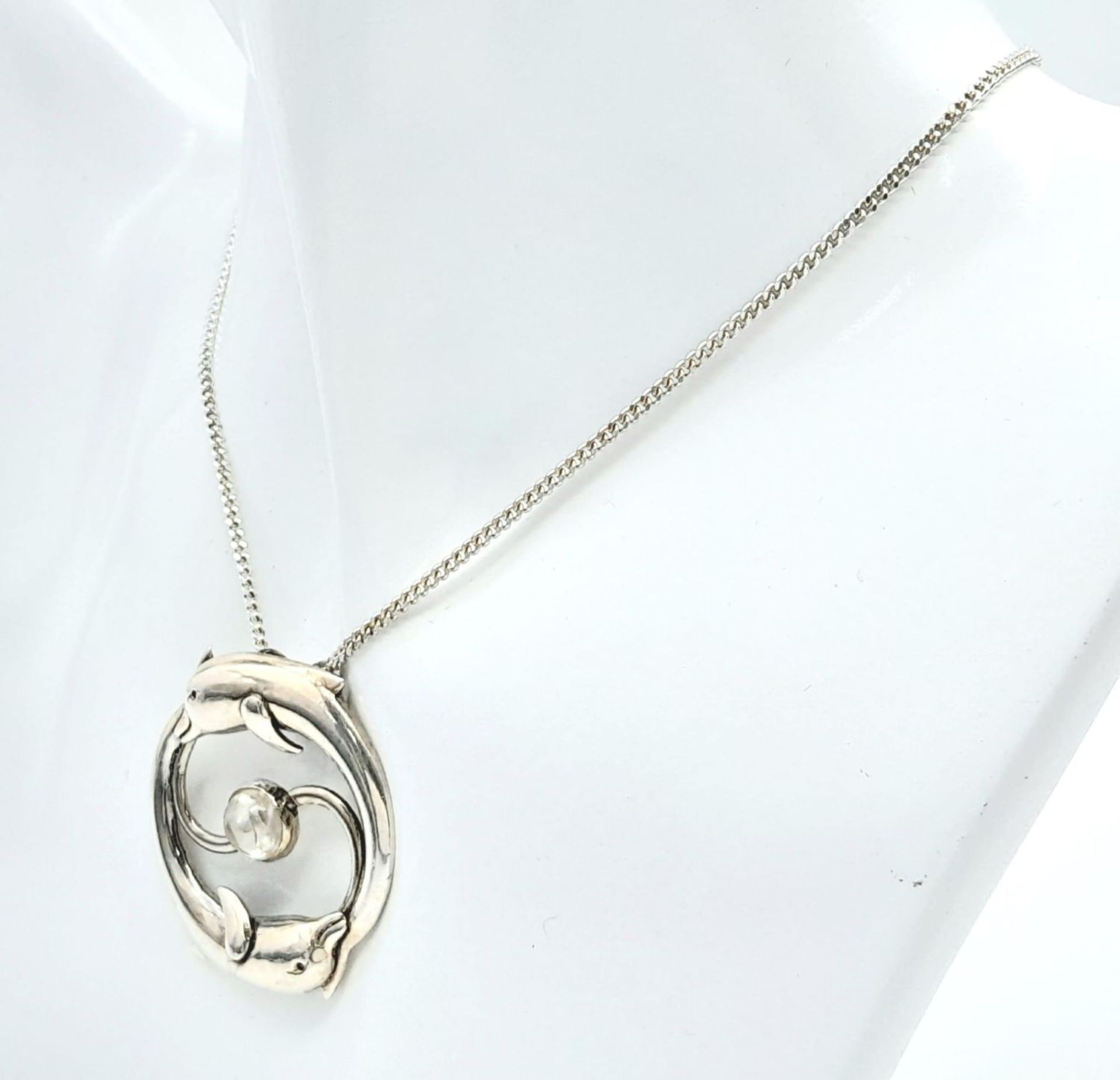 A 985 Silver, Moonstone Set Leaping Dolphin Pendant Necklace. Pendant Measures 3.6cm Length, Set - Image 5 of 10