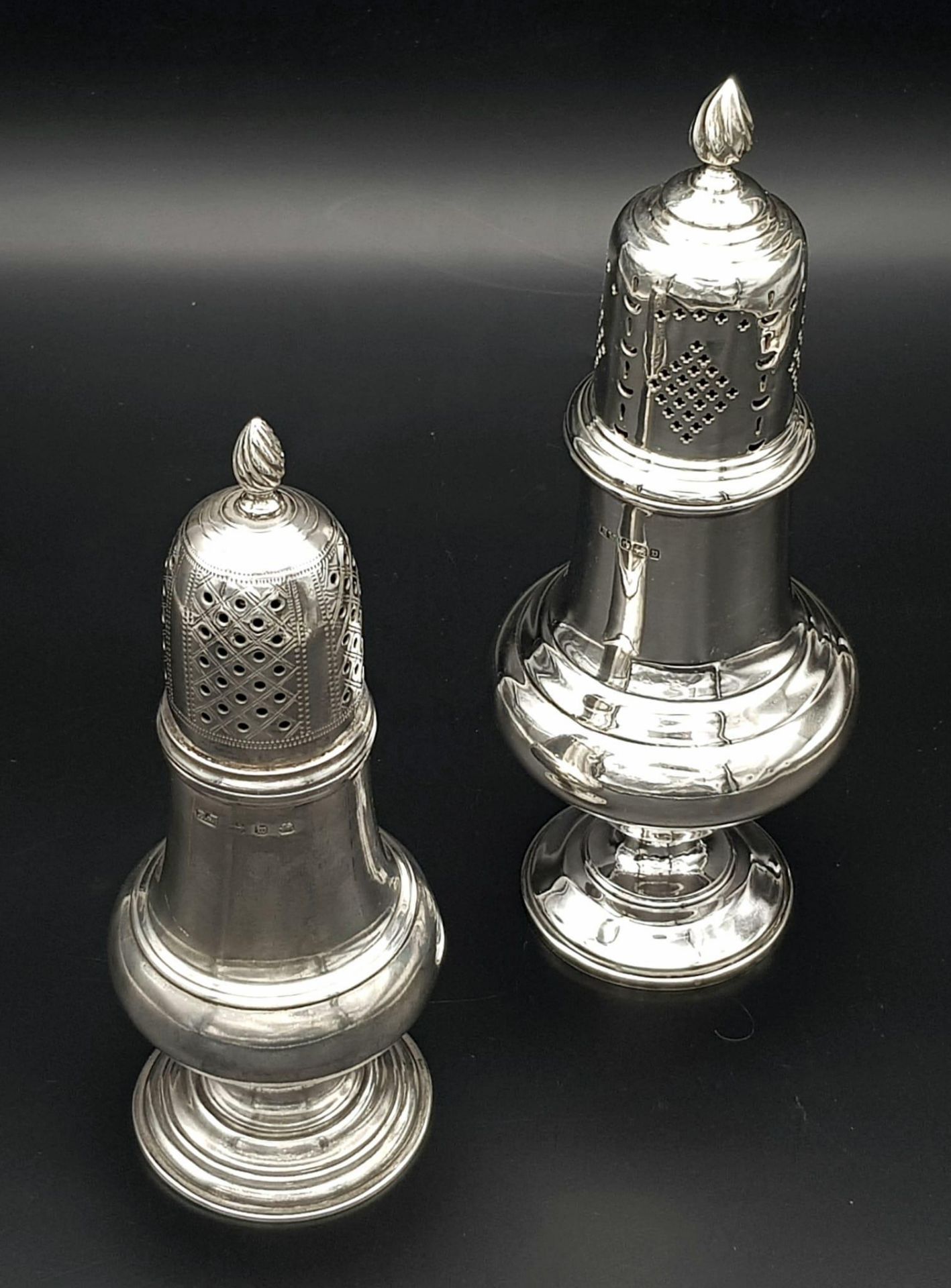 2X antique sterling silver sugar casters with different sizes. The big one come with full - Bild 2 aus 10