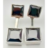 A MODERNIST DESIGNED PAIR OF STERLING SILVER STONE SET DROP EARRINGS, WEIGHT 14.4G