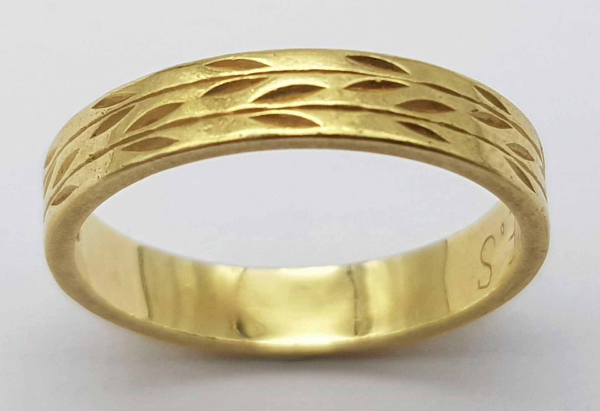 An 18K Yellow Gold Band Ring. 3mm width. Size H. 2.4g weight. - Image 2 of 5