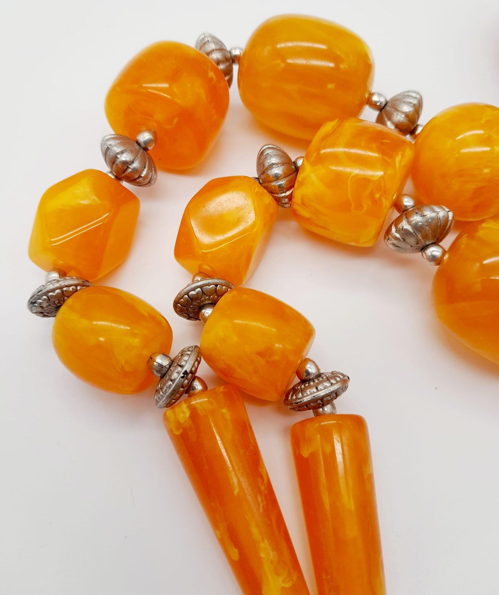 A Berber Amber Resin Statement Necklace and Pendant. 56cm length. - Image 5 of 7