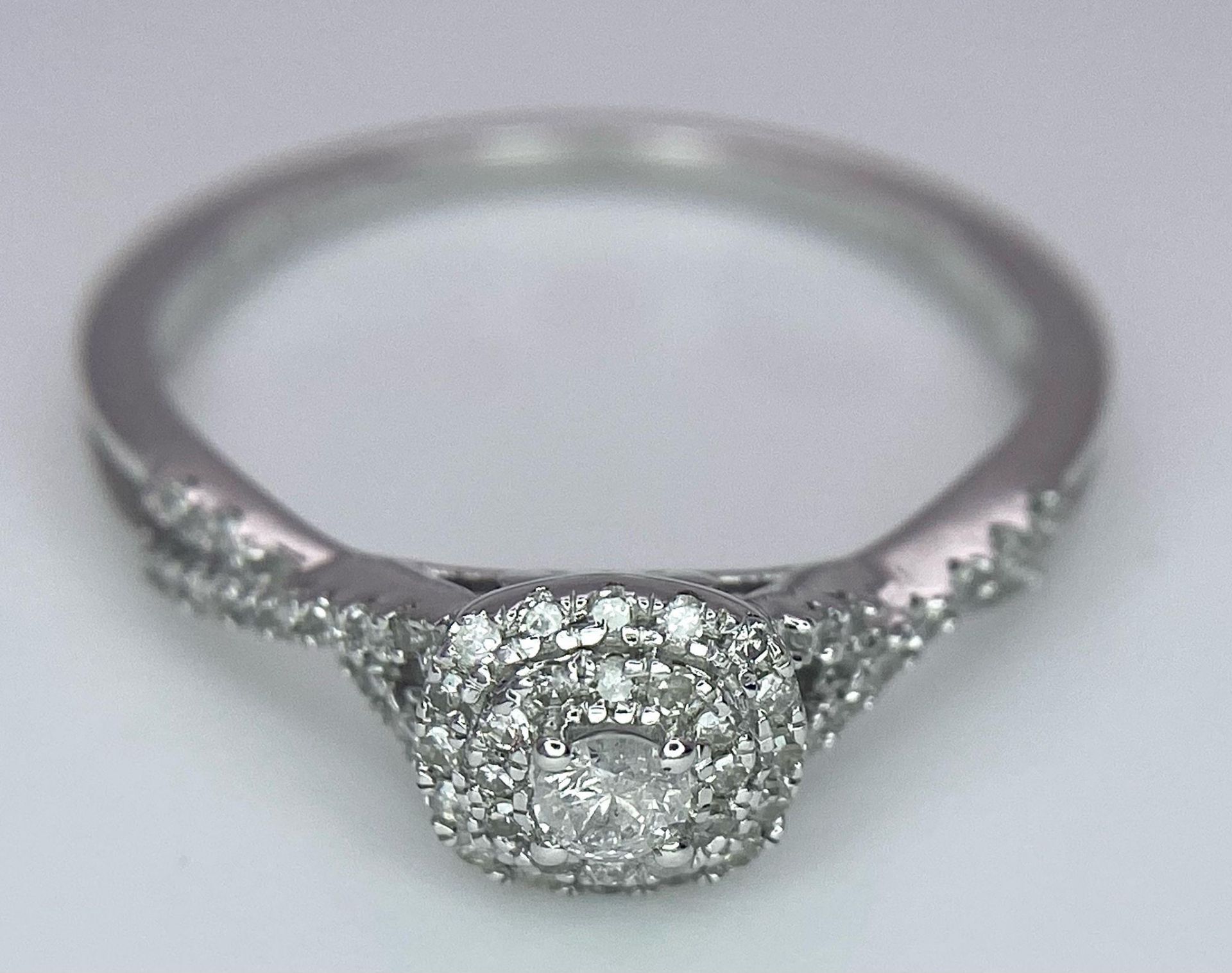 A 9K White Gold Diamond Double Halo Ring. 0.30ctw, size P, 2.2g total weight. Ref: 8447 - Bild 7 aus 9