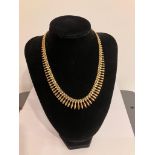 Fabulous 9 carat GOLD CLEOPATRA NECKLACE. 19.2 grams. 41 cm. Beautiful condition.