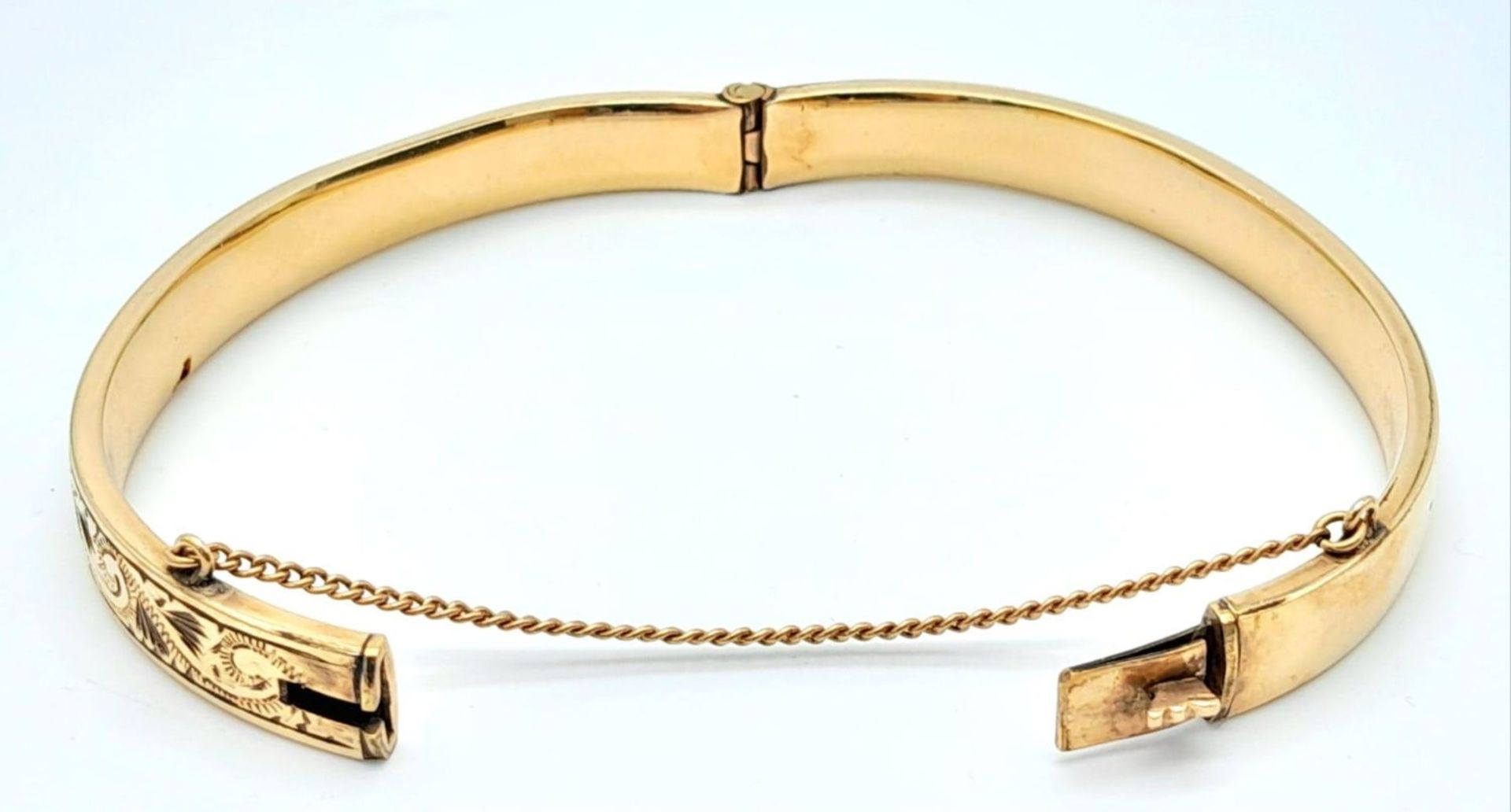 A Vintage 9K (1/5 gold plated) Decorative Bangle. 11.26g total weight. - Image 11 of 12