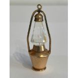 Vintage 9 carat GOLD OIL LAMP CHARM/PENDANT. Full UK hallmark. 3.7 grams. 3.5 cm.