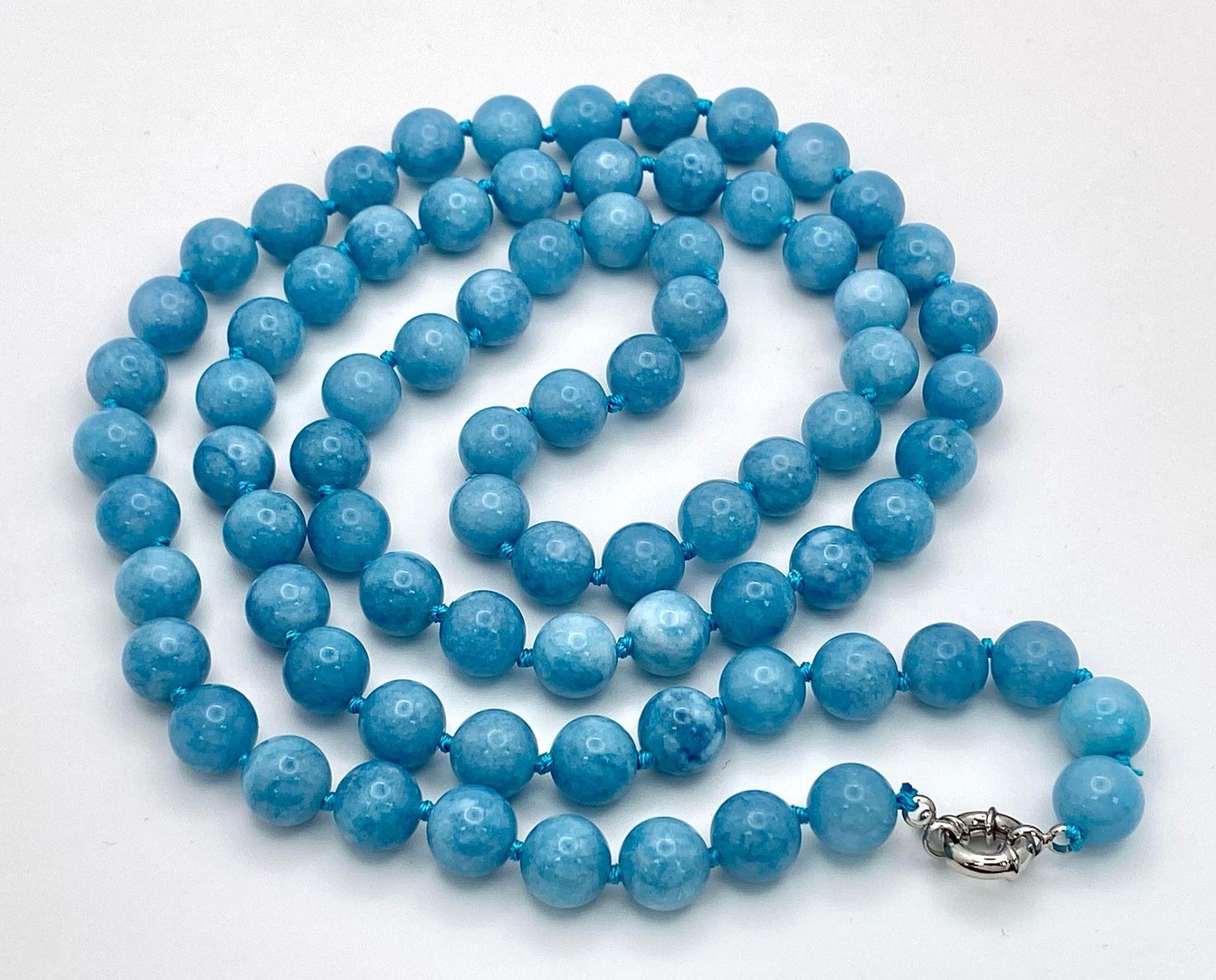 A Matinee Length Aquamarine Beaded Necklace. 10mm bead size. 84cm necklace length. - Image 2 of 5