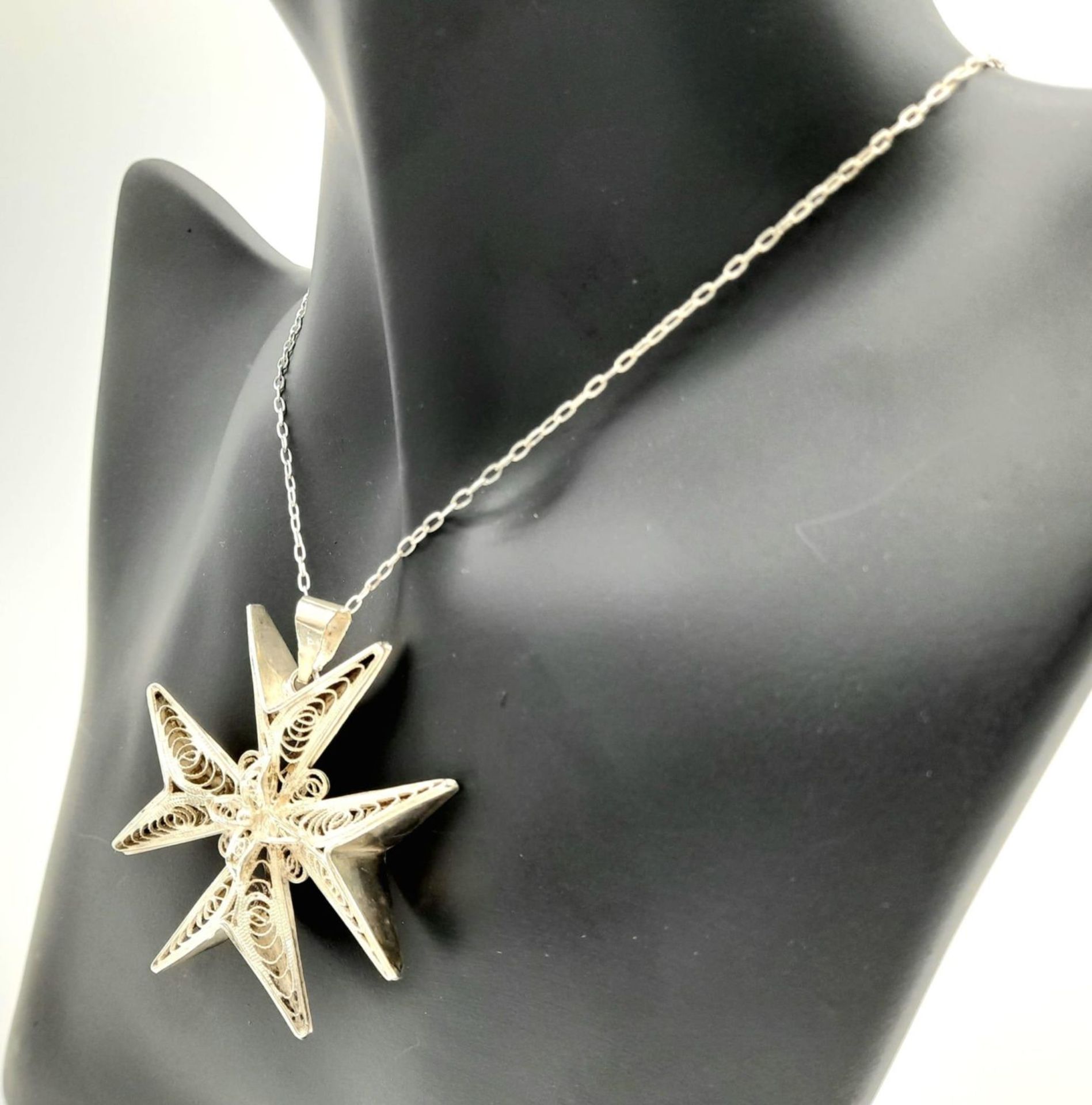 A Vintage 917 Silver, Filigree Maltese Cross Pendant Necklace. Pendant Measures 4.5cm Wide and is on - Image 7 of 16