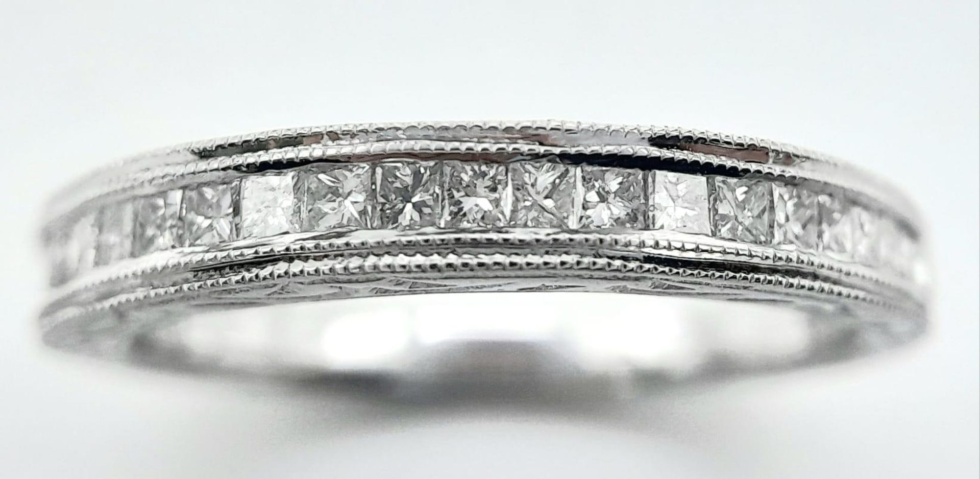 A 9K WHITE GOLD DIAMOND BAND RING. 0.40CTW. 2.7G. SIZE N. - Bild 3 aus 4