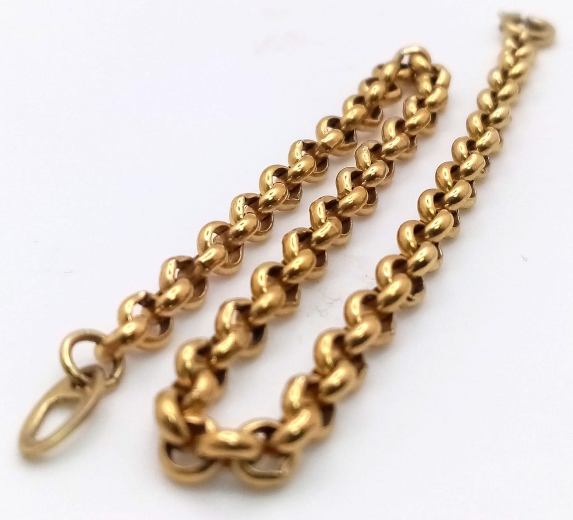 A 9K Yellow Gold (tested) Belcher Link Bracelet. 17cm. 5.5g weight. - Image 3 of 3