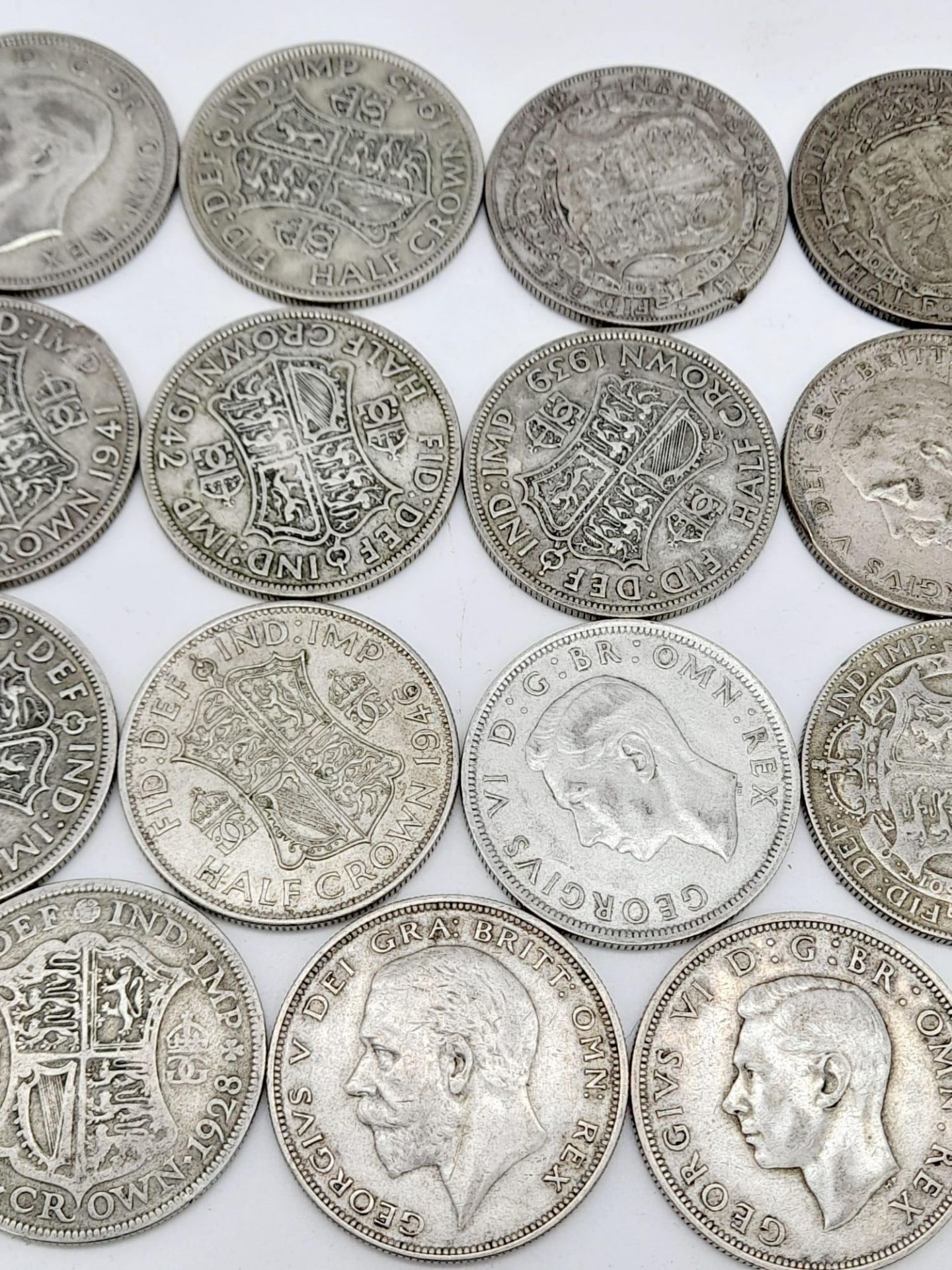 19 Pre 1947 British Silver Half Crown Coins. 265g total weight. - Image 2 of 4