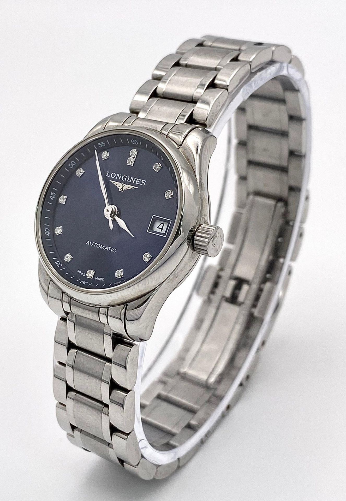 A Longines Automatic Diamond Ladies Watch. Stainless steel bracelet and case - 26mm. Electric blue