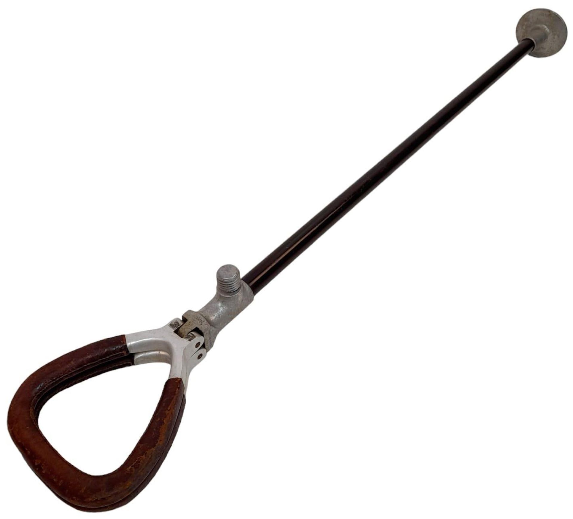 Circa 1920s Shooting Stick. Made by the Mills Munitions Company. The same company that made hand - Image 2 of 7