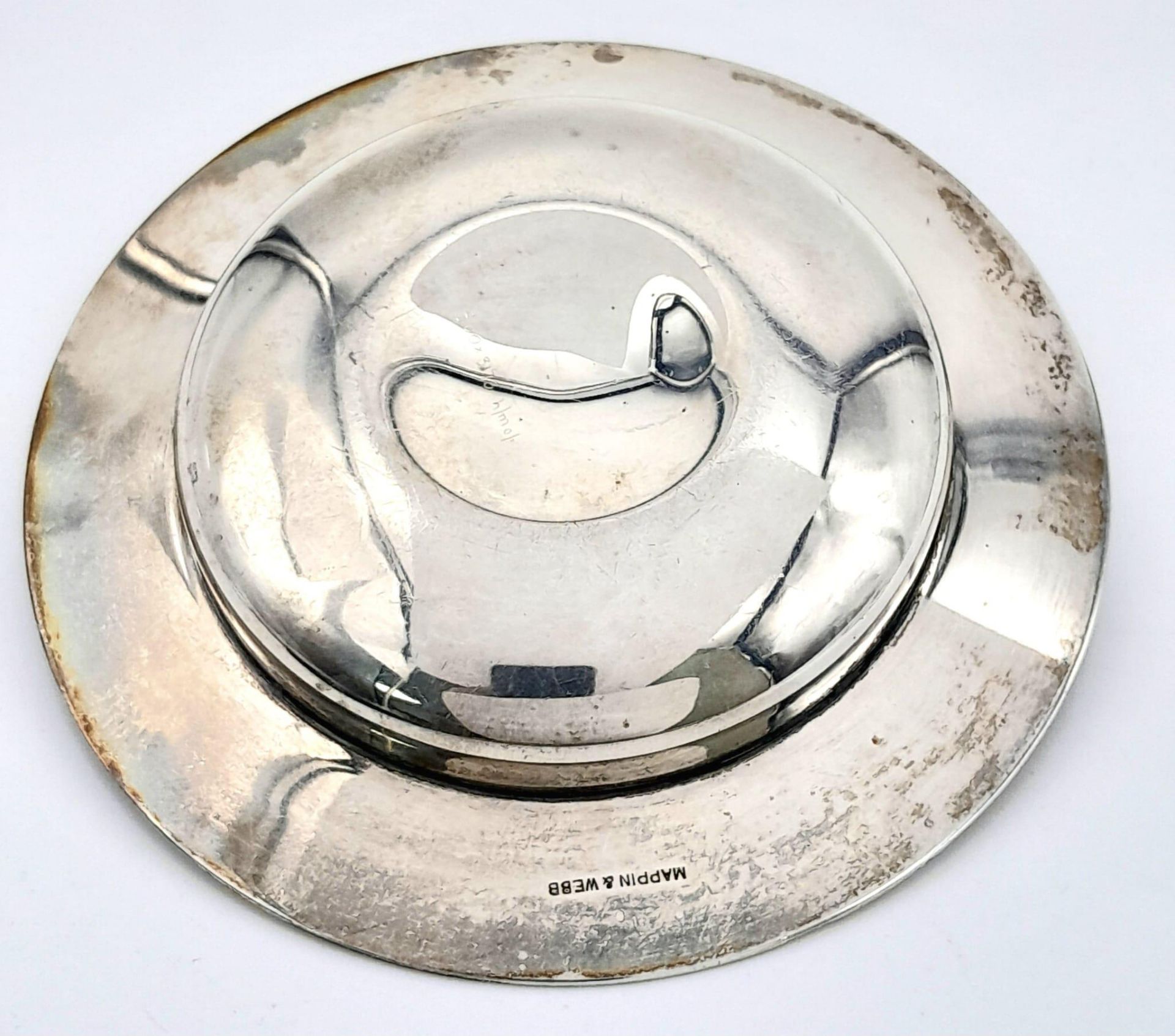 A vintage sterling silver Armada dish with full London hallmarks, 1958. Total weight 98.2G. Diameter - Image 5 of 7