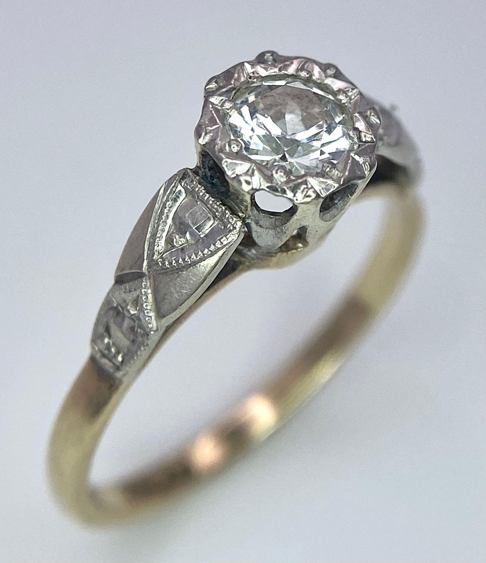 9k yellow gold CZ stone solitaire ring with detailed shoulders, equivalent to 0.25ct stone, 1.8g, - Image 2 of 6