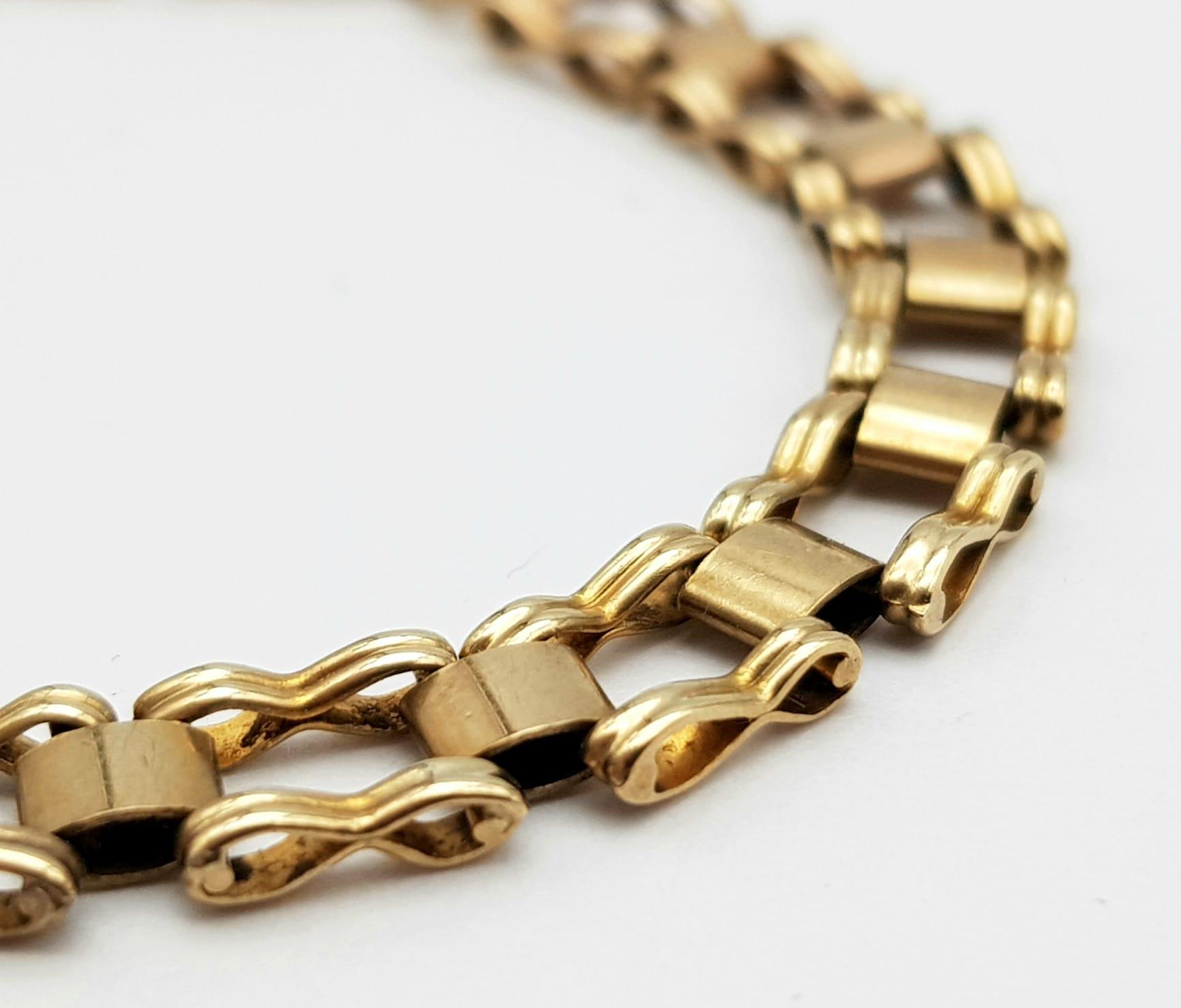 A 16cms SQUARE LINK BRACELET IN 9K GOLD . 5.8gms - Image 3 of 4