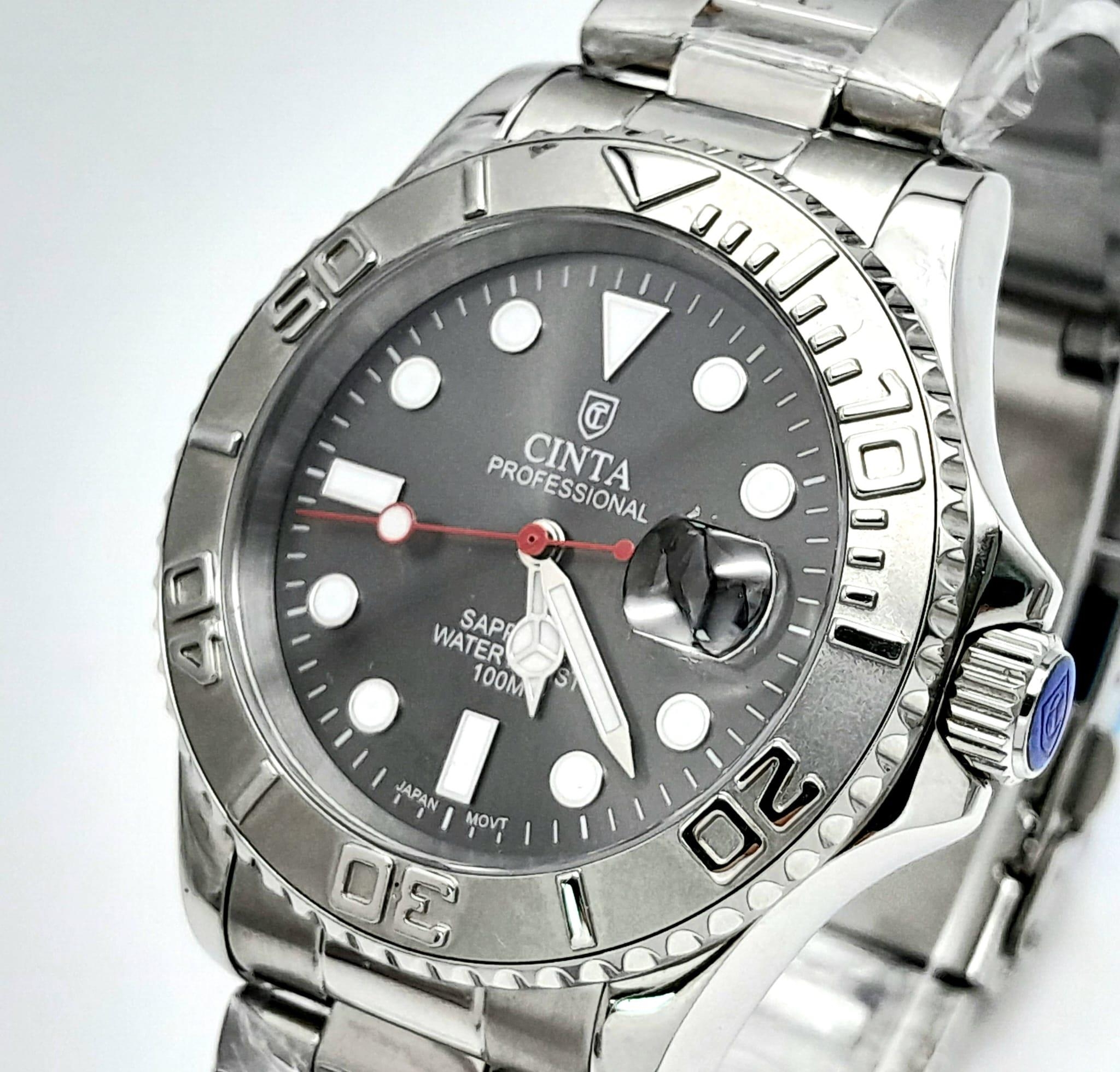 A stainless steel CINTA - PROFESSIONAL Diver's style watch, case 41 mm, calibrated bezel, grey - Image 2 of 14