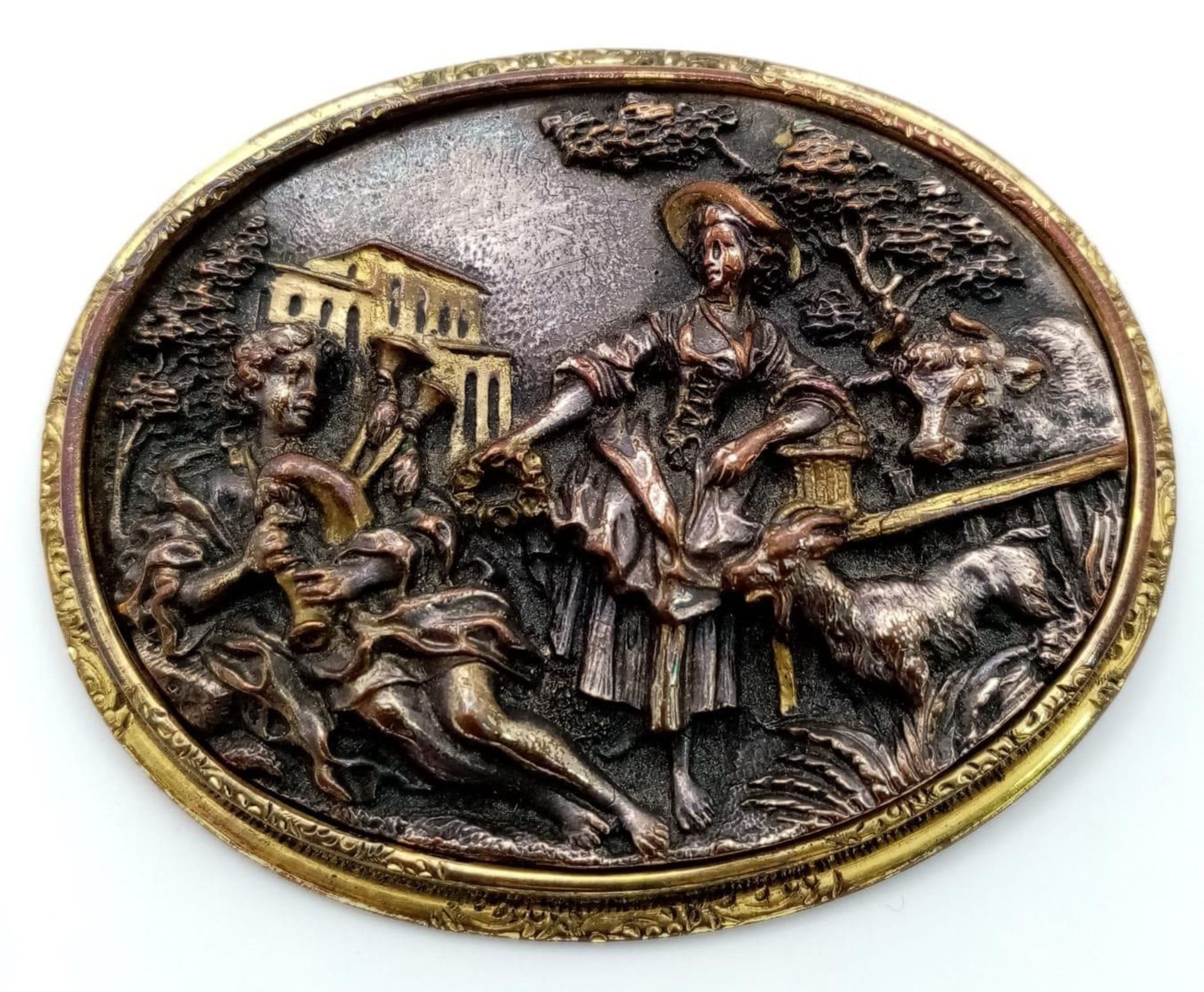An Antique Bronze, Brass and Mother of Pearl Brooch. Brass and mop foundations with a decorative - Bild 3 aus 6
