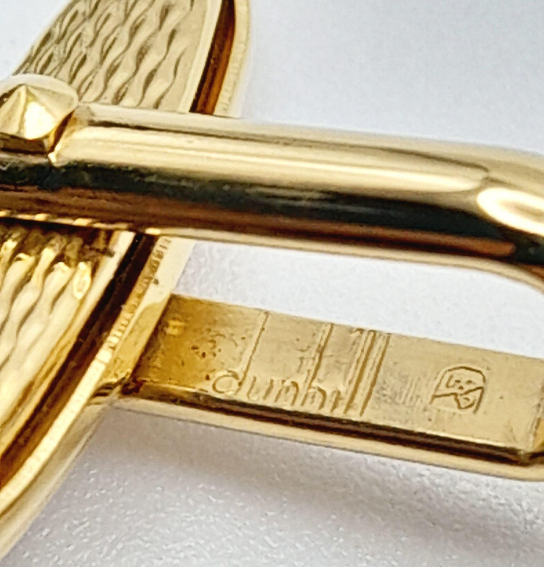 Pair of Yellow Gold Gilt Hexagon Shape Cufflinks by Dunhill. 1.5cm Wide. Complete with their - Bild 6 aus 11