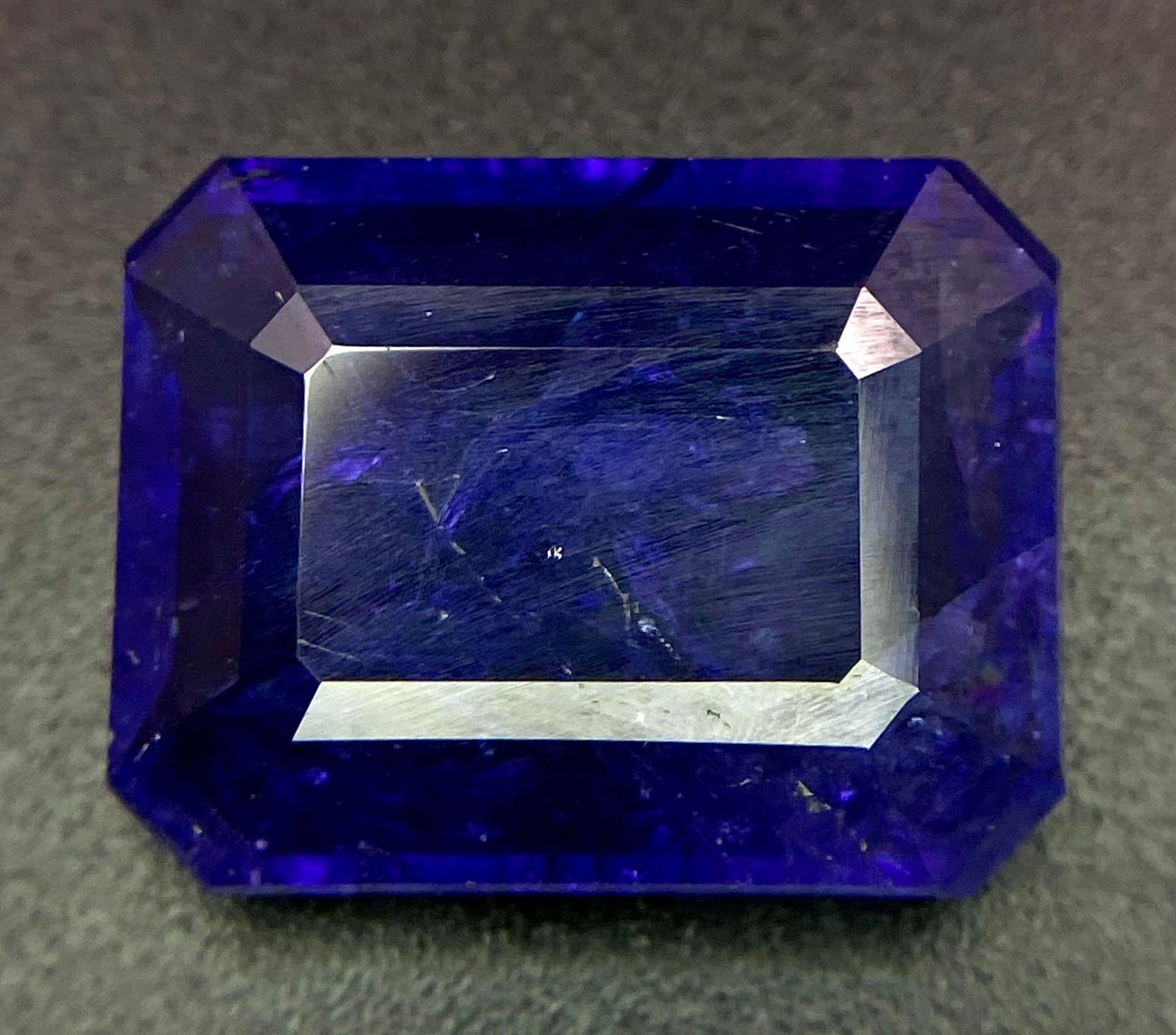 A 20.67ct Faceted Tanzanite Gemstone. Comes with the GFCO Certificate. Very Rare Large Size