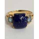 Beautiful 9 carat GOLD and LAPIS LAZULI RING. Having a large polished LAPIS GEMSTONE set to top