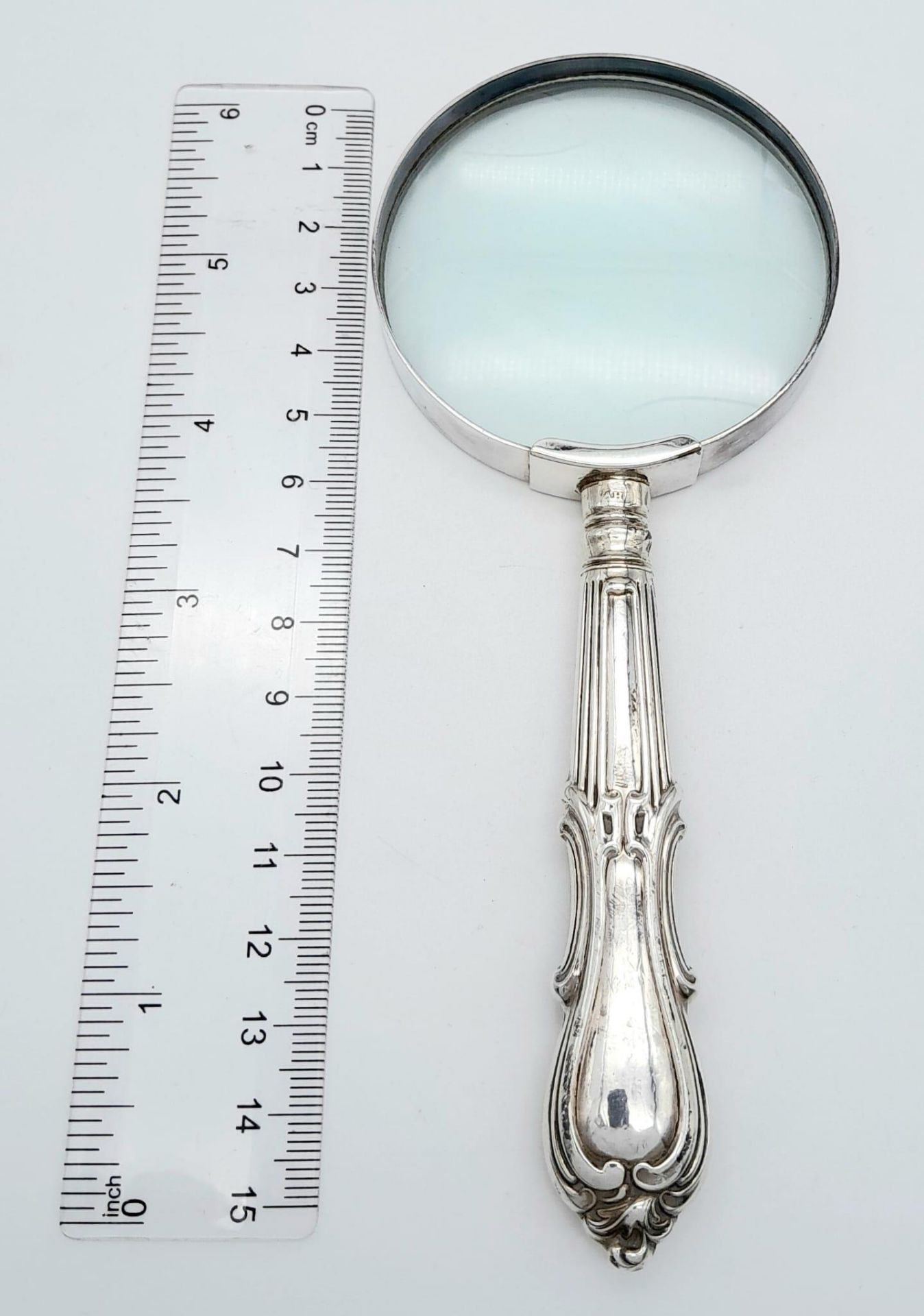 An Antique Sterling Silver Magnifying Glass. Sheffield Hallmarks. 16cm. - Bild 4 aus 5