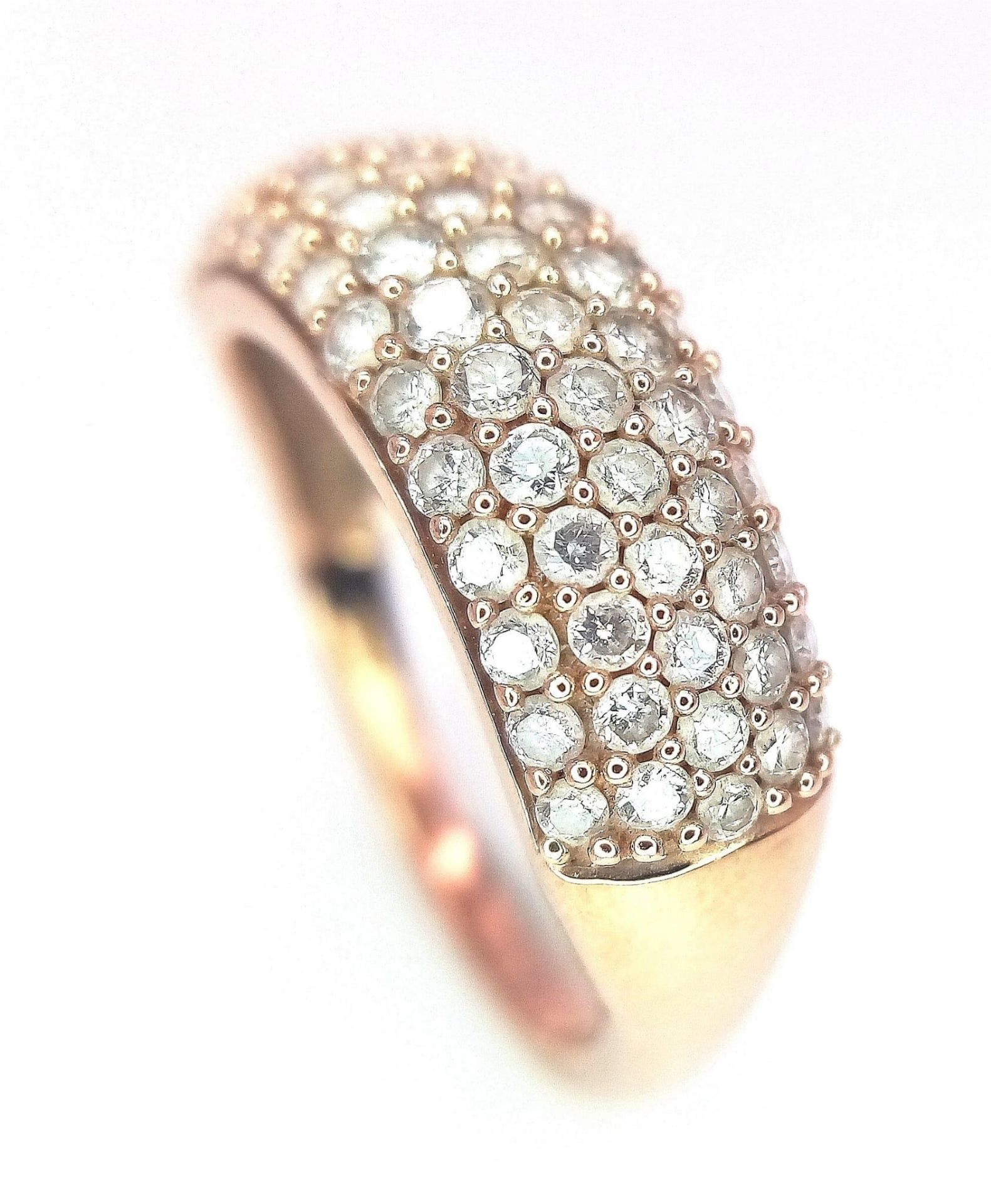 A 9K Rose Gold Diamond Encrusted Ring. Five rows of 70 small cut round diamonds. Size N. 3.2g - Bild 3 aus 6