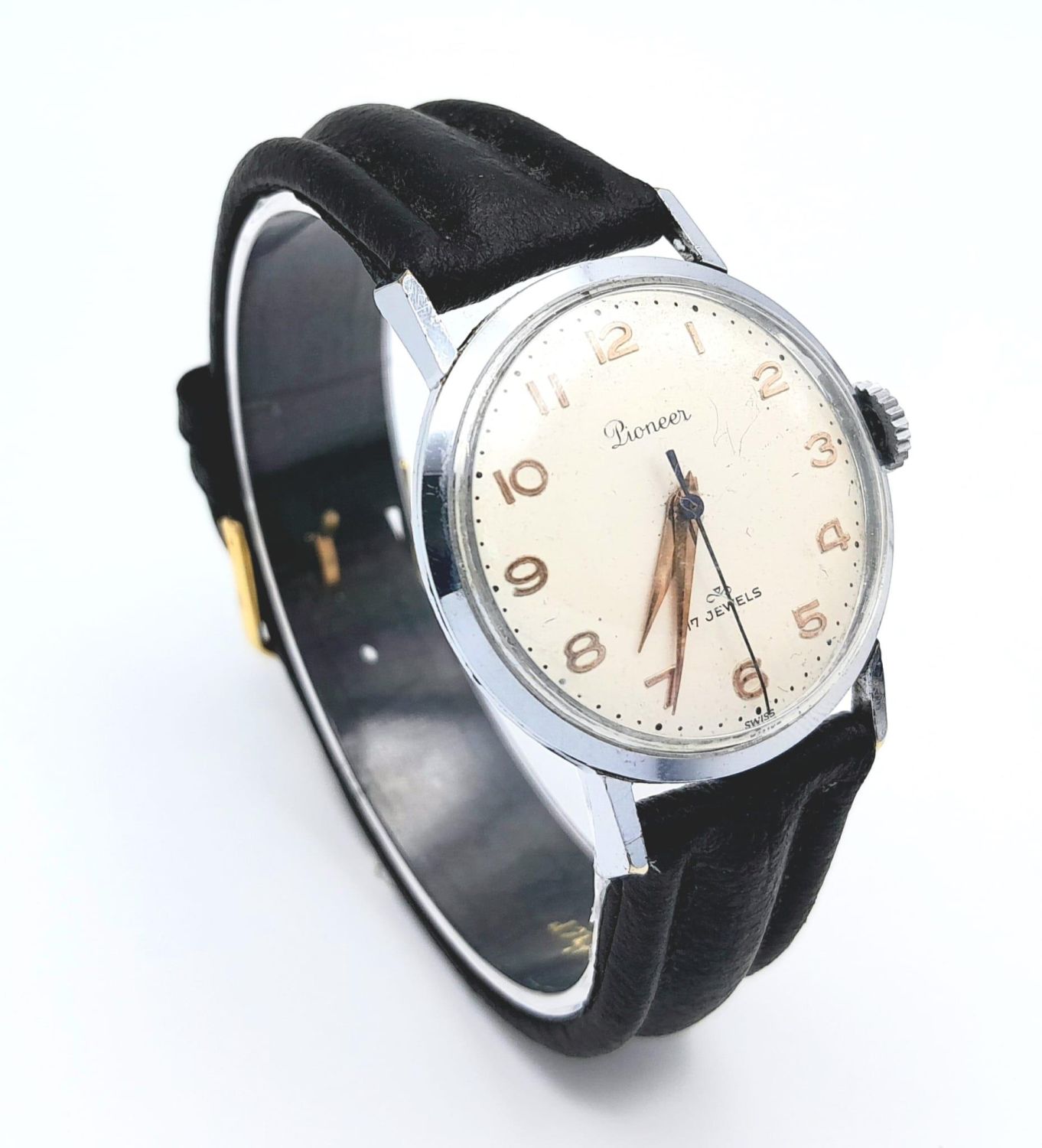 A Vintage Pioneer Mechanical 17 Jewels Gents Watch. Black leather strap. Stainless steel case - - Image 7 of 12