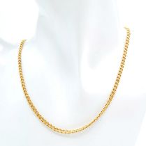 An 18K Yellow Gold Chain/Choker Necklace. Each link is hallmarked 18k gold. 37cm length. 15g weight.